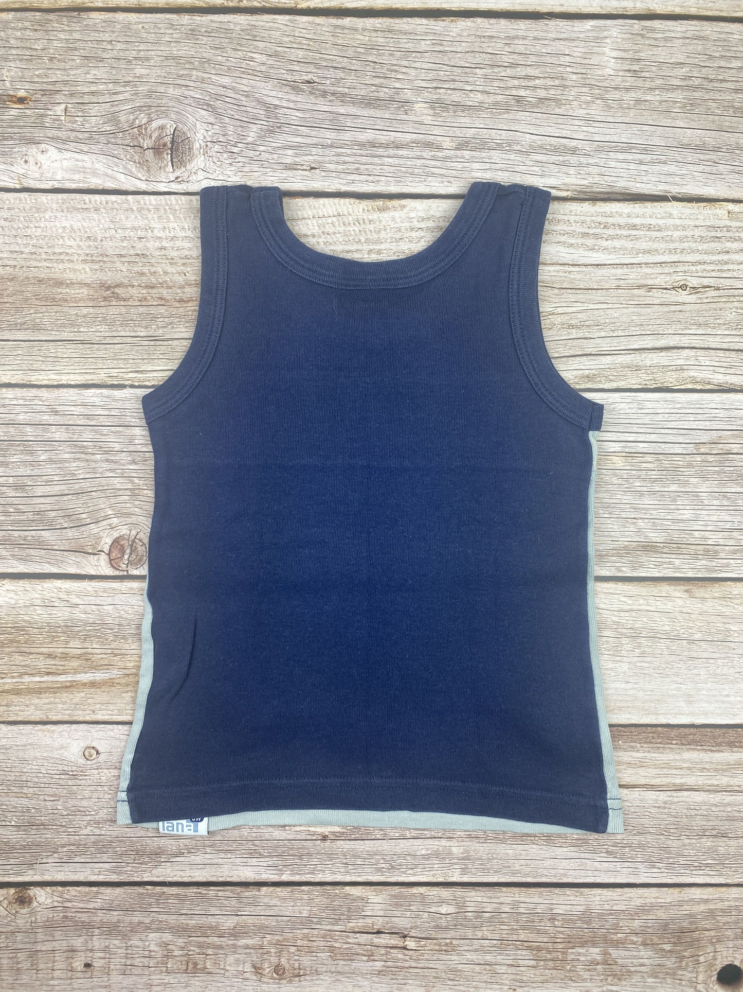 T-shirt senza manica