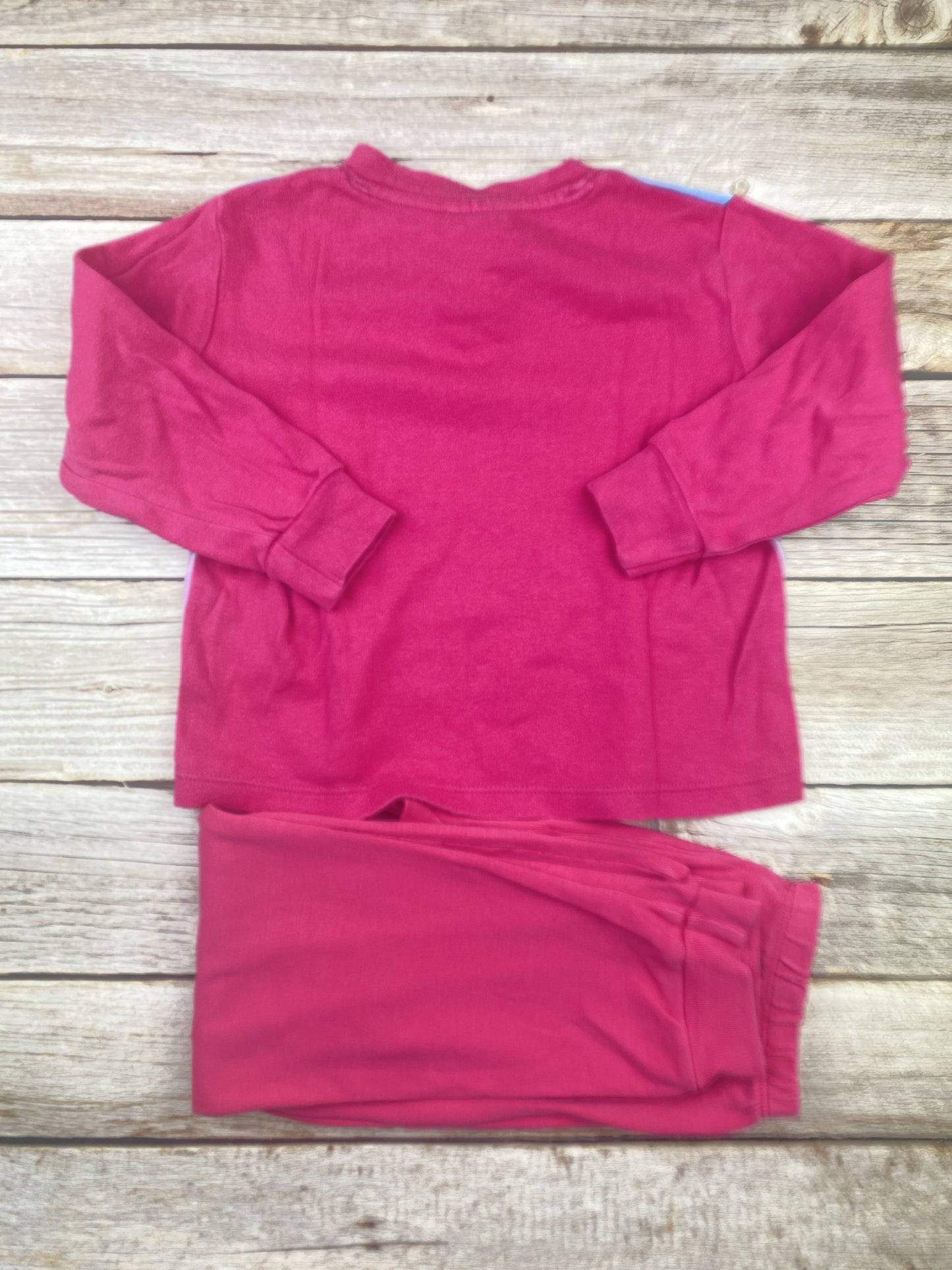 T-shirt manica lunga e pantalone