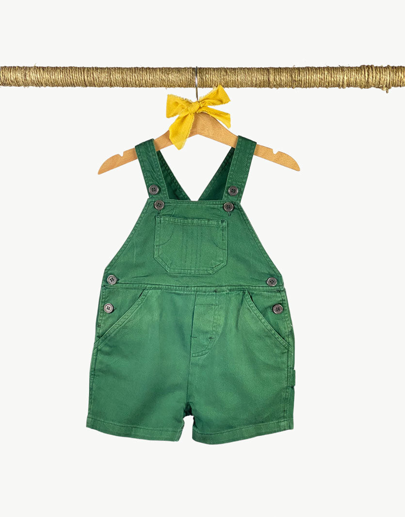 Salopette con pantalone corto