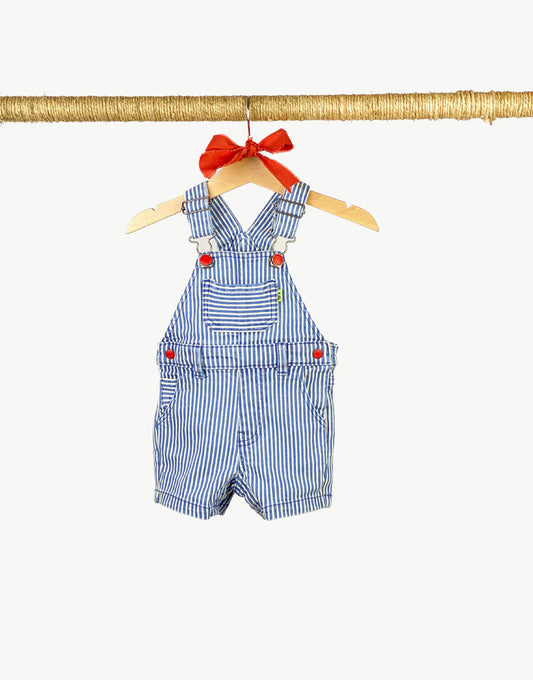 Salopette con pantalone corto