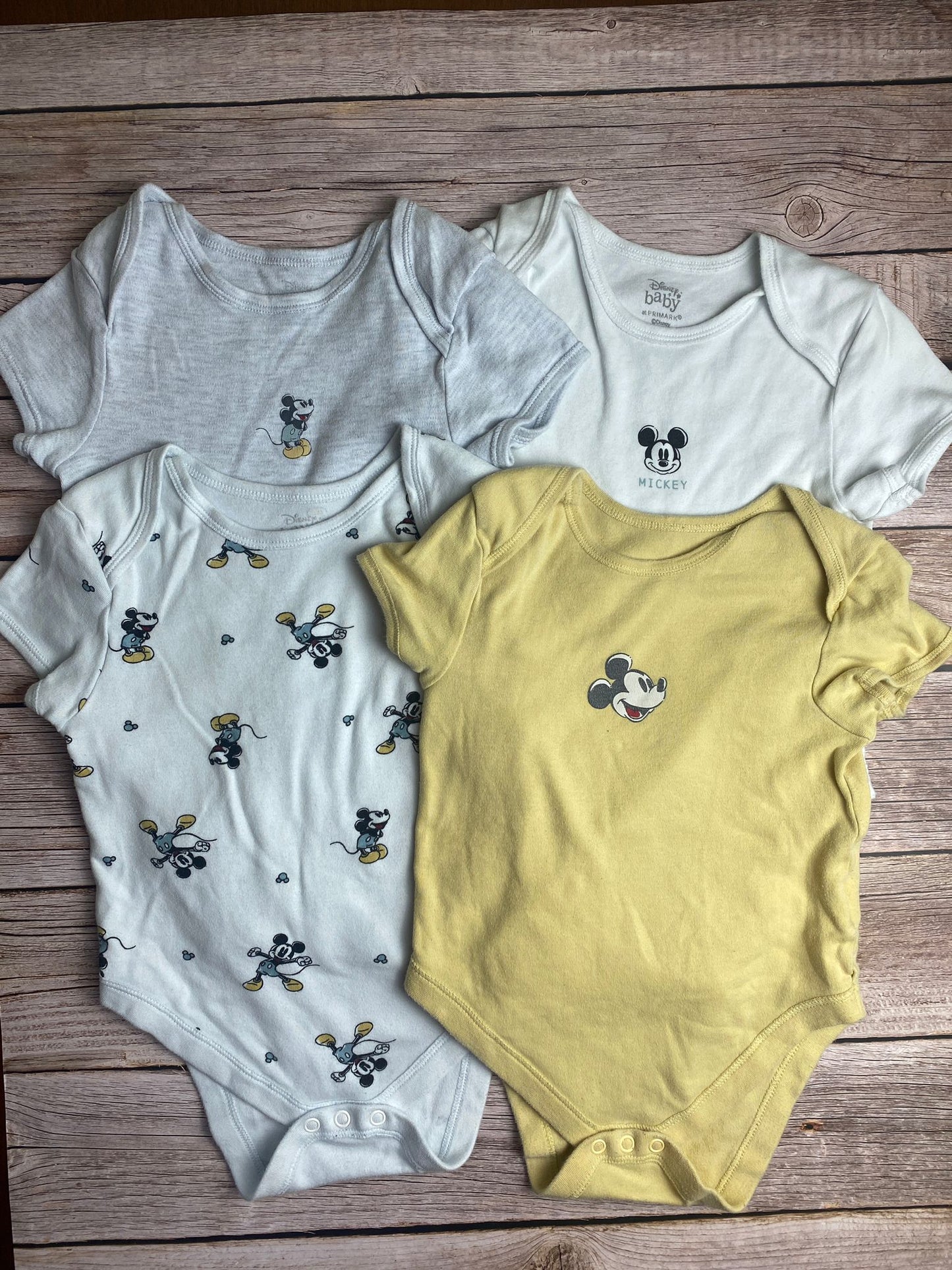 Set quattro body manica corta