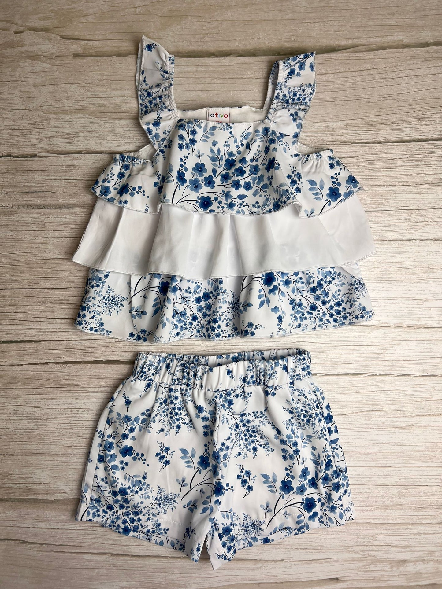 Completo top e pantaloncini
