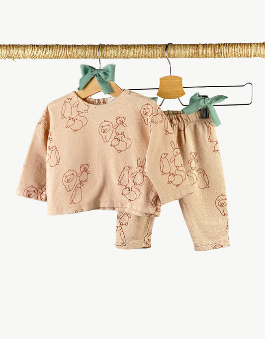 Set con felpa e pantalone