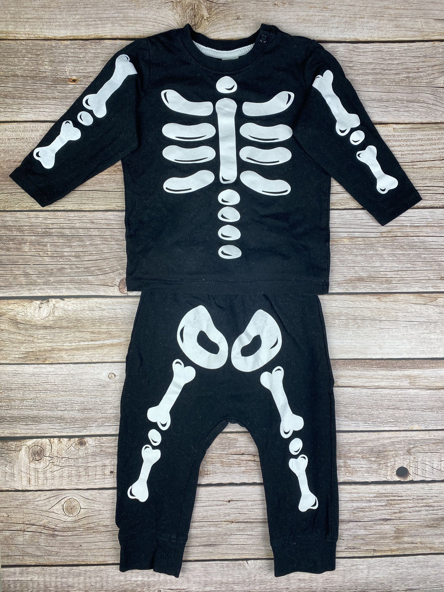 Set t-shirt manica lunga e pantalone