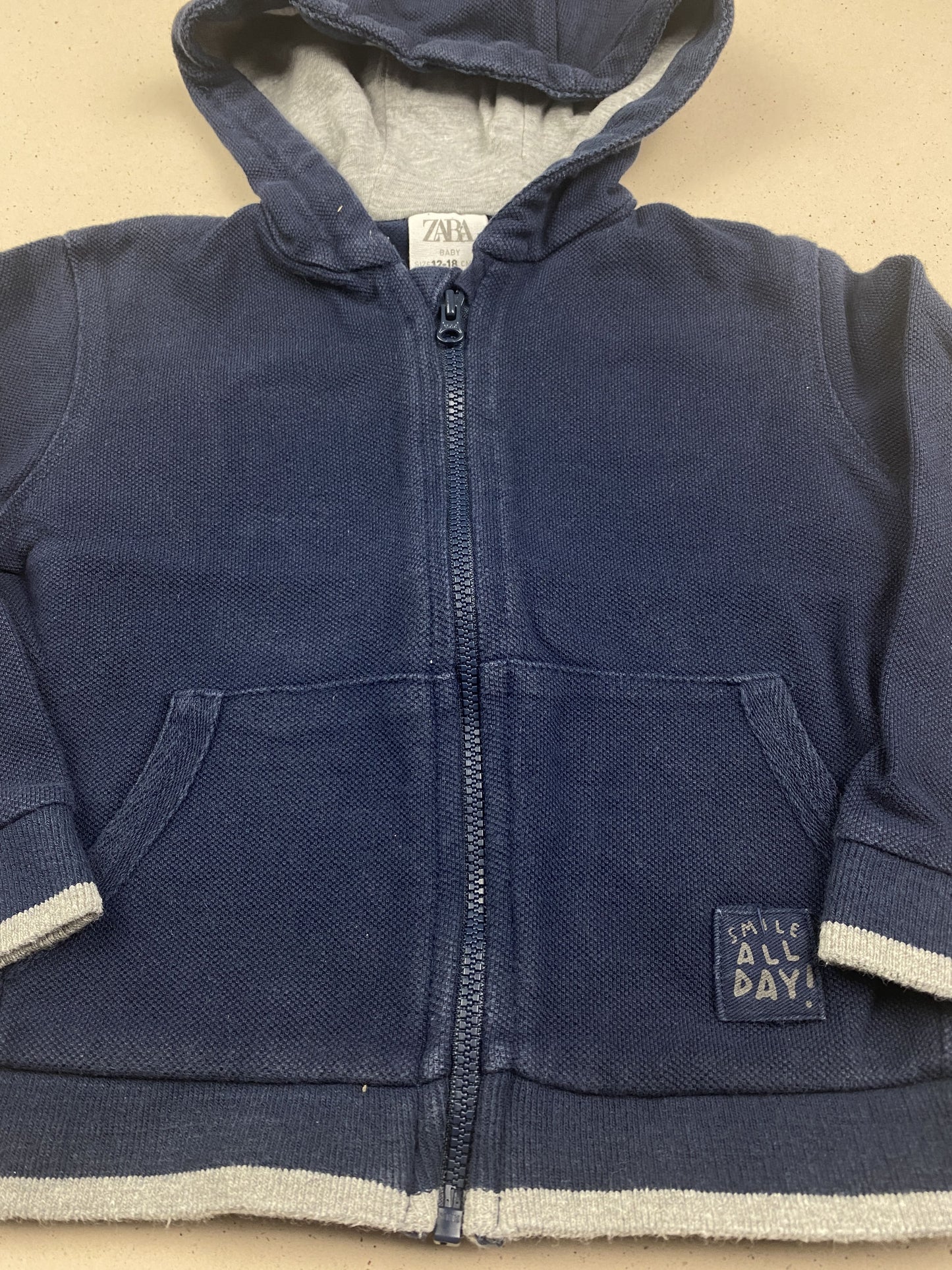 Set felpa con zip e cappuccio e pantalone
