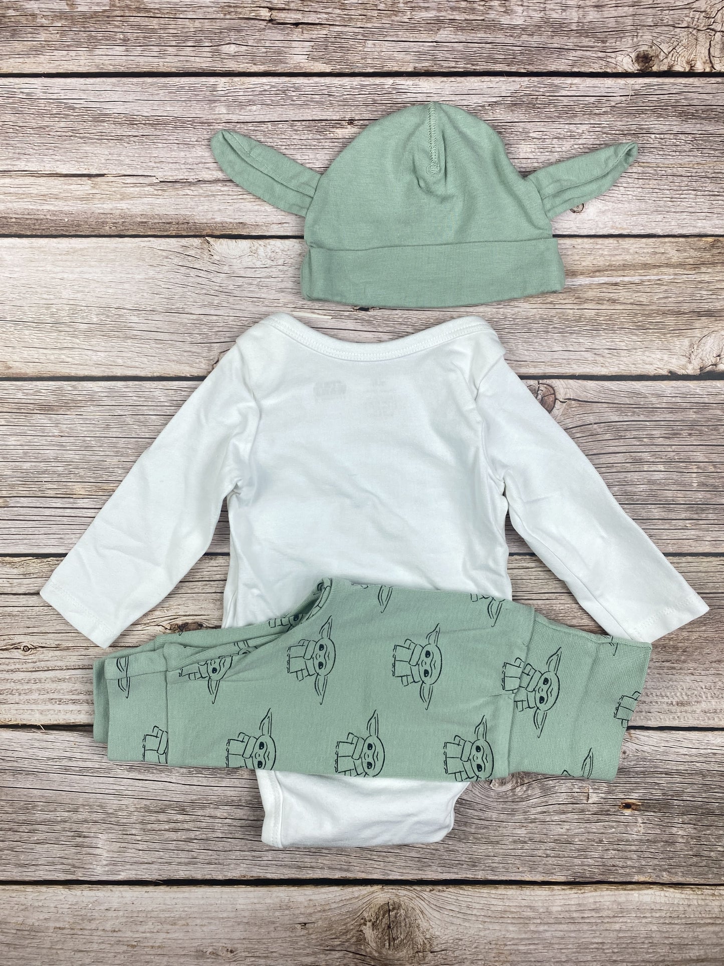 Set body manica lunga pantalone e cappellino
