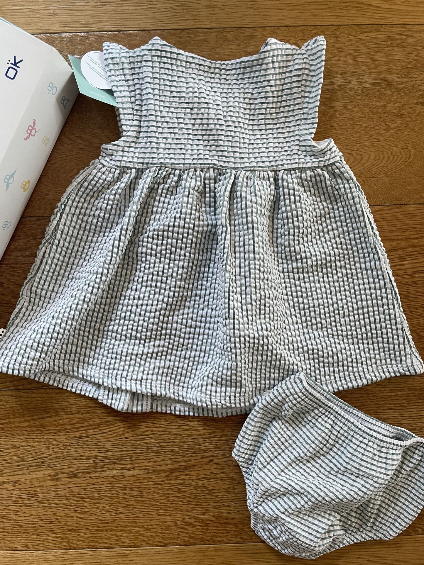 Set Vestito senza manica e copri pannolino