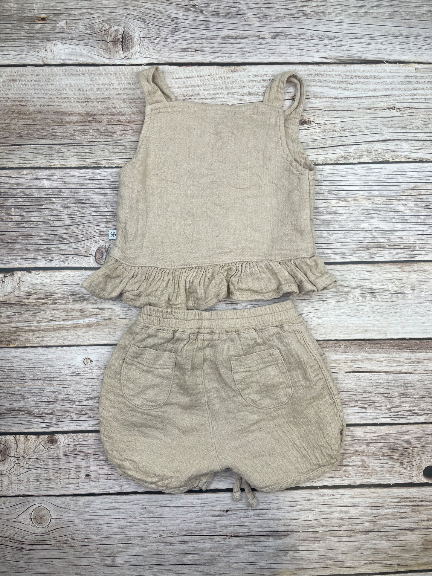 Set t-shirt senza manica e pantaloncino