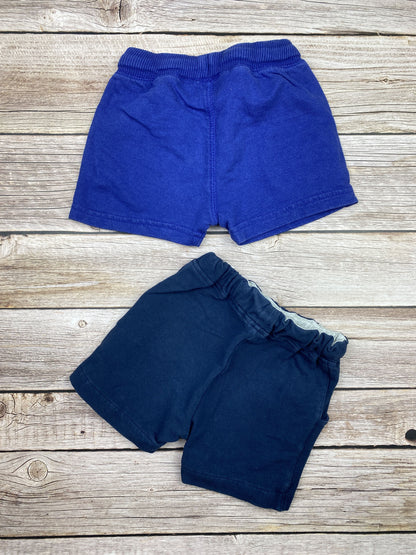Set due pantaloncini