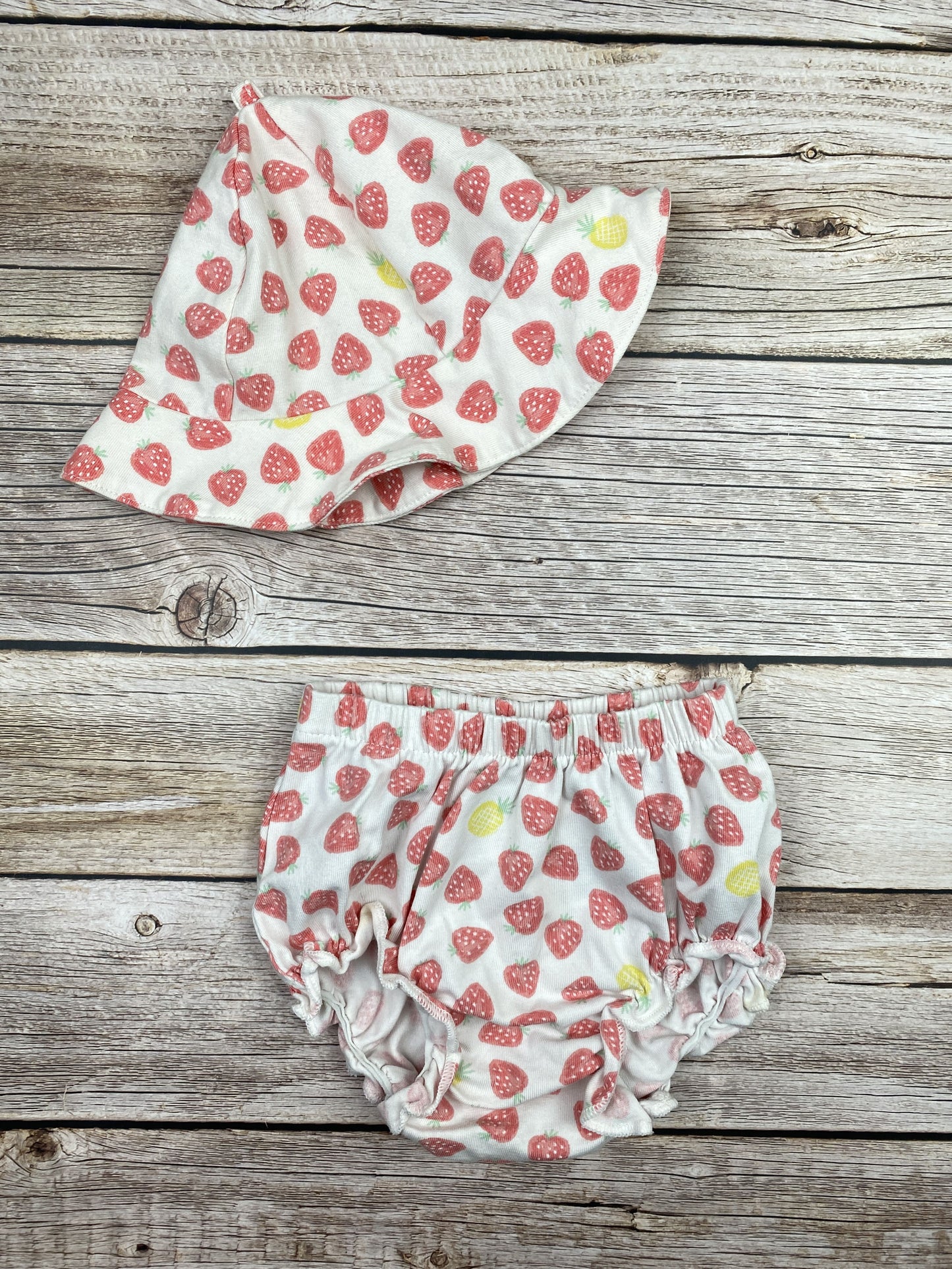 Set cappello e copripannolino