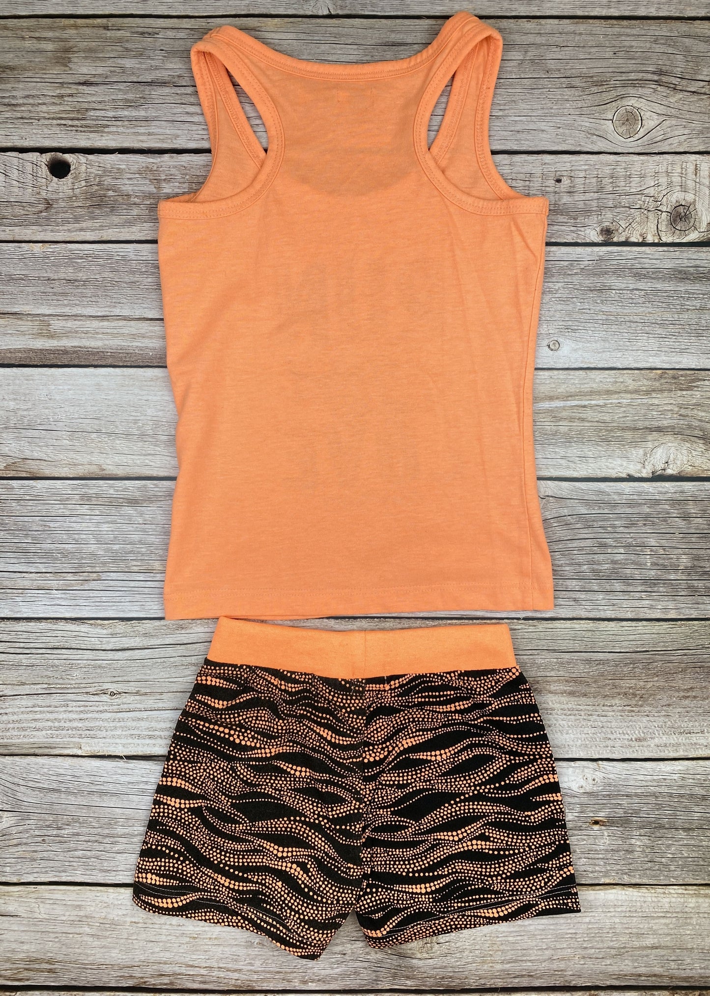 Set t-shirt senza manica e pantaloncino