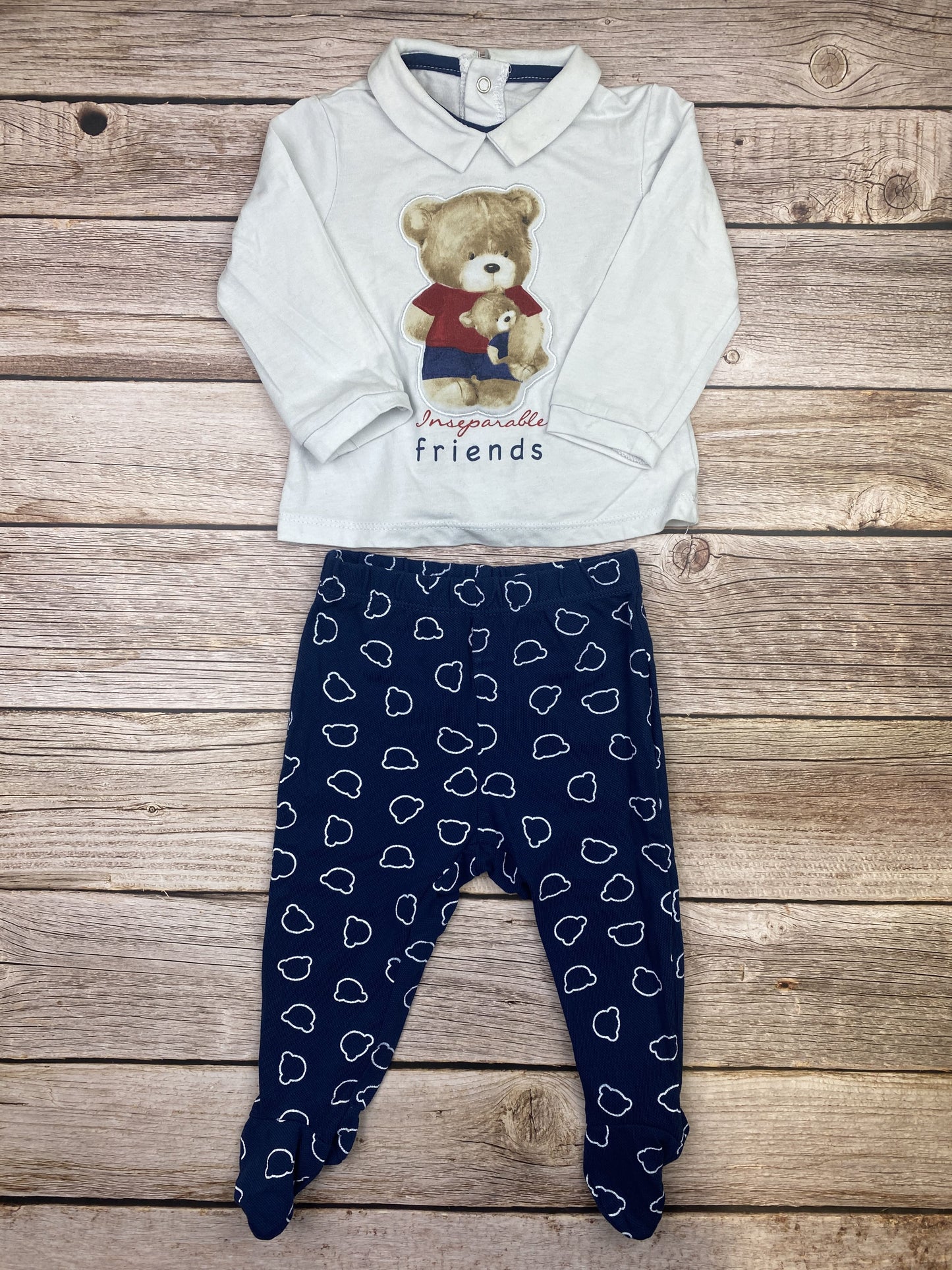 Set t-shirt manica lunga e pantalone con piedini