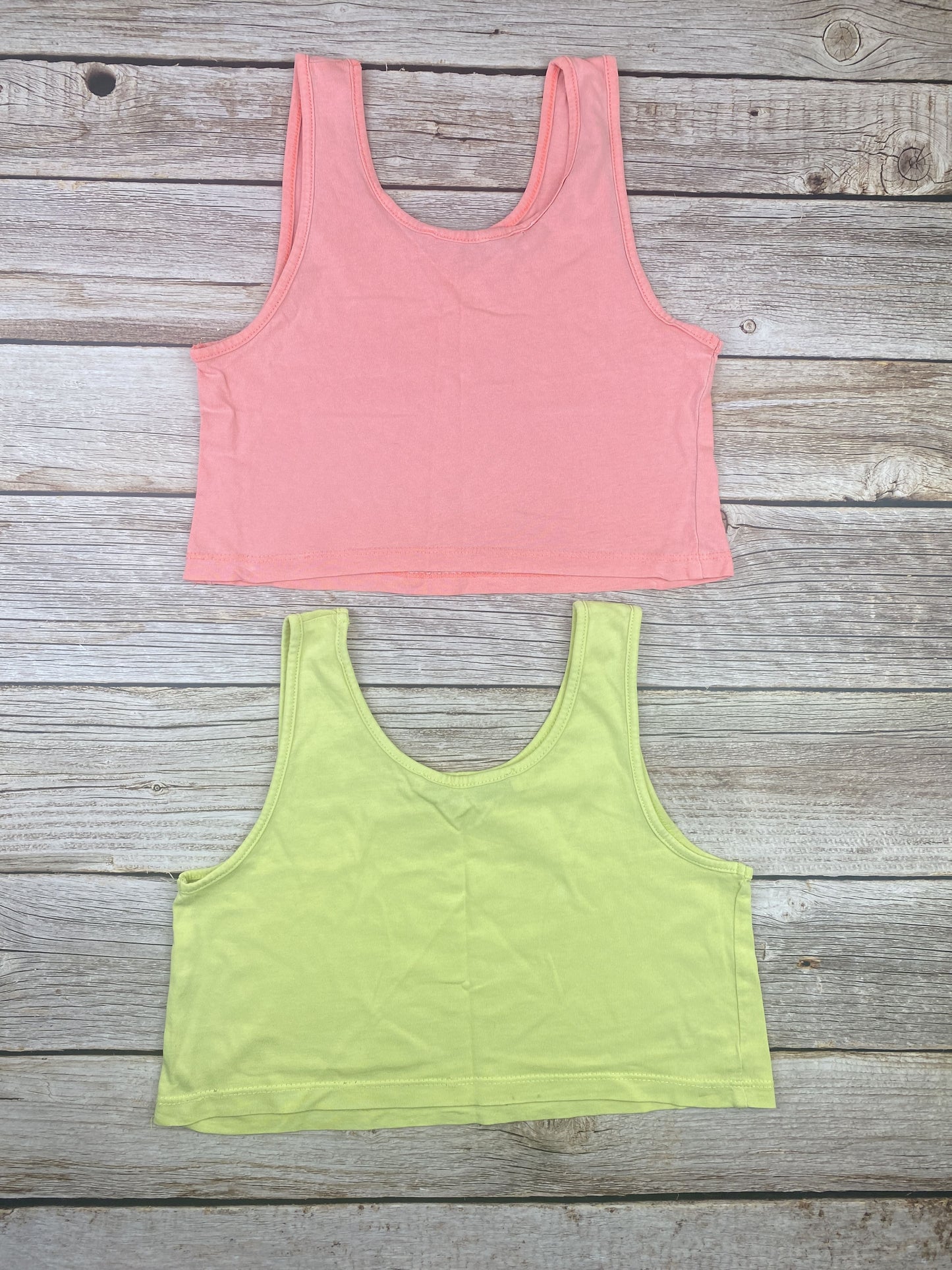 Set due t-shirt crop senza manica