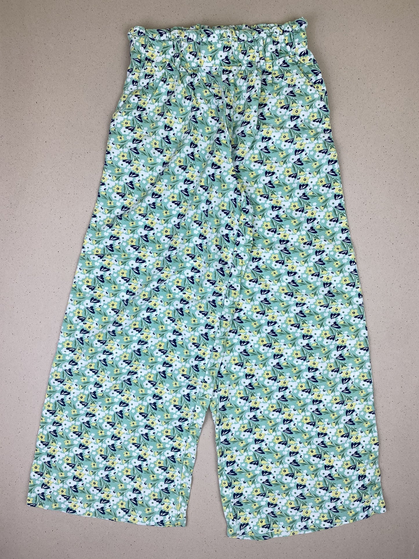 Set t-shirt senza manica e pantalone