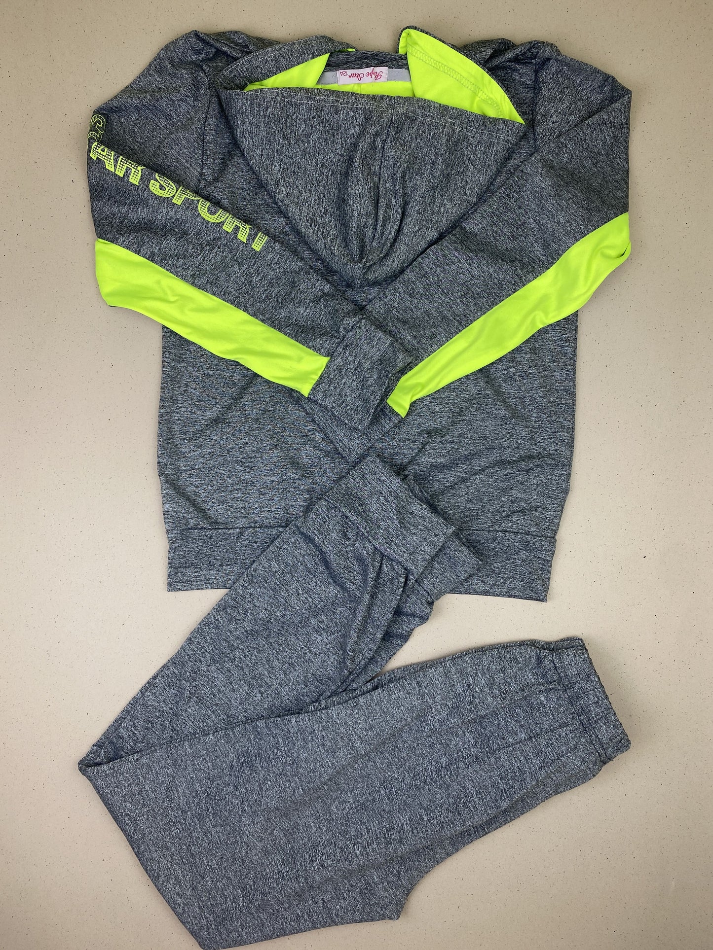 Set felpa con zip e cappuccio e pantalone