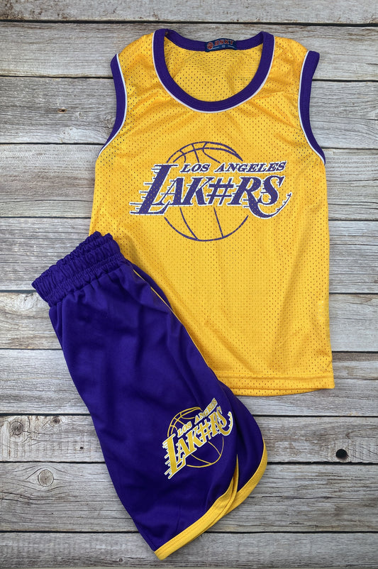 Set t-shirt senza manica e pantaloncino