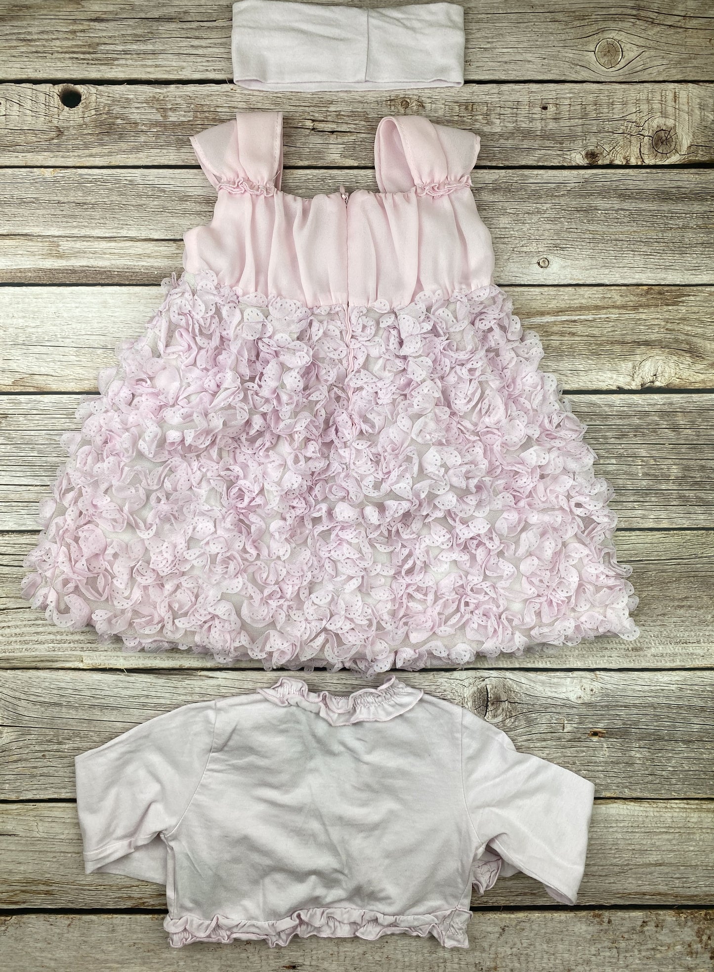 Set felpa coprispalle, fascetta e vestito