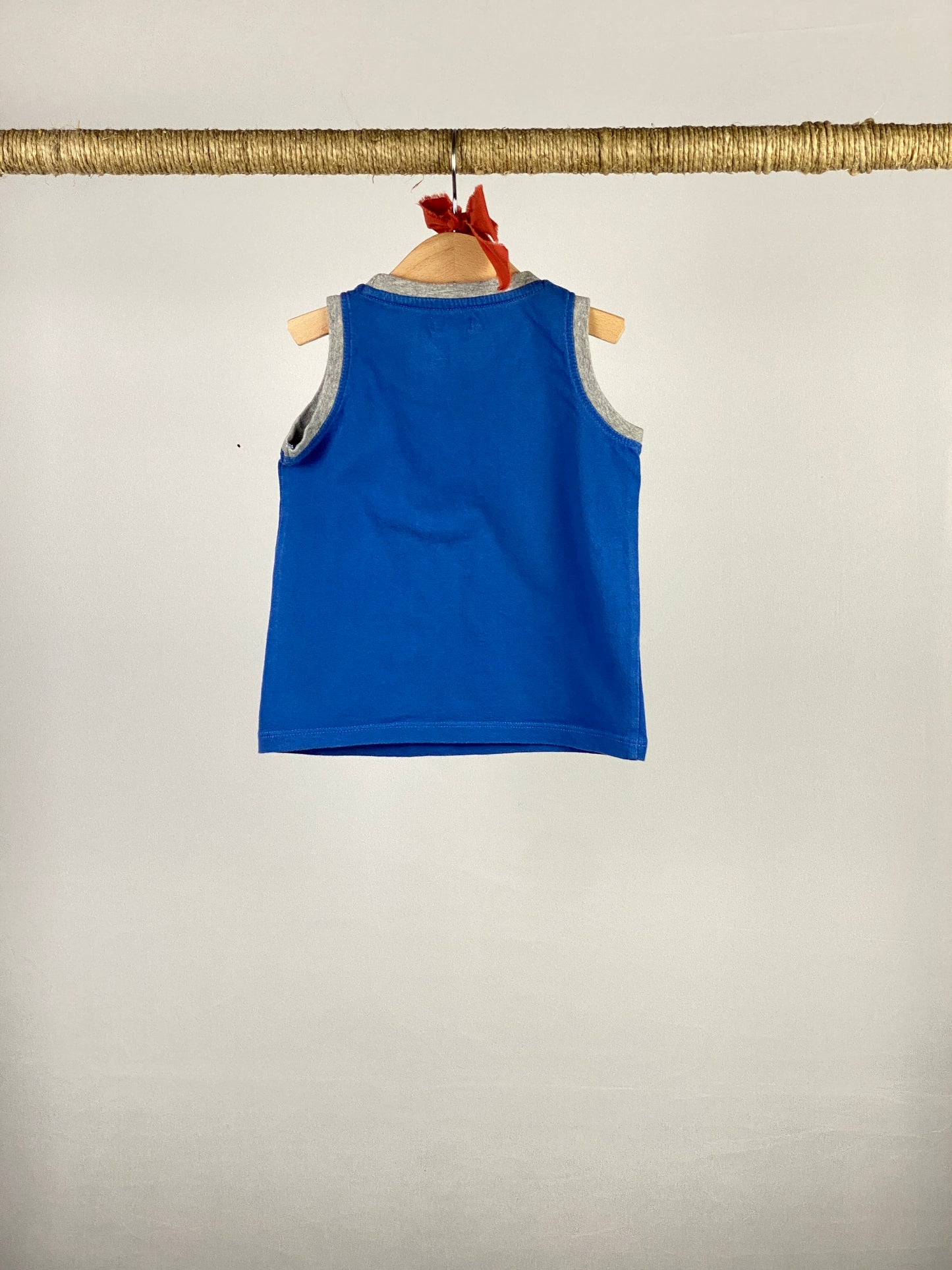 T-shirt senza manica