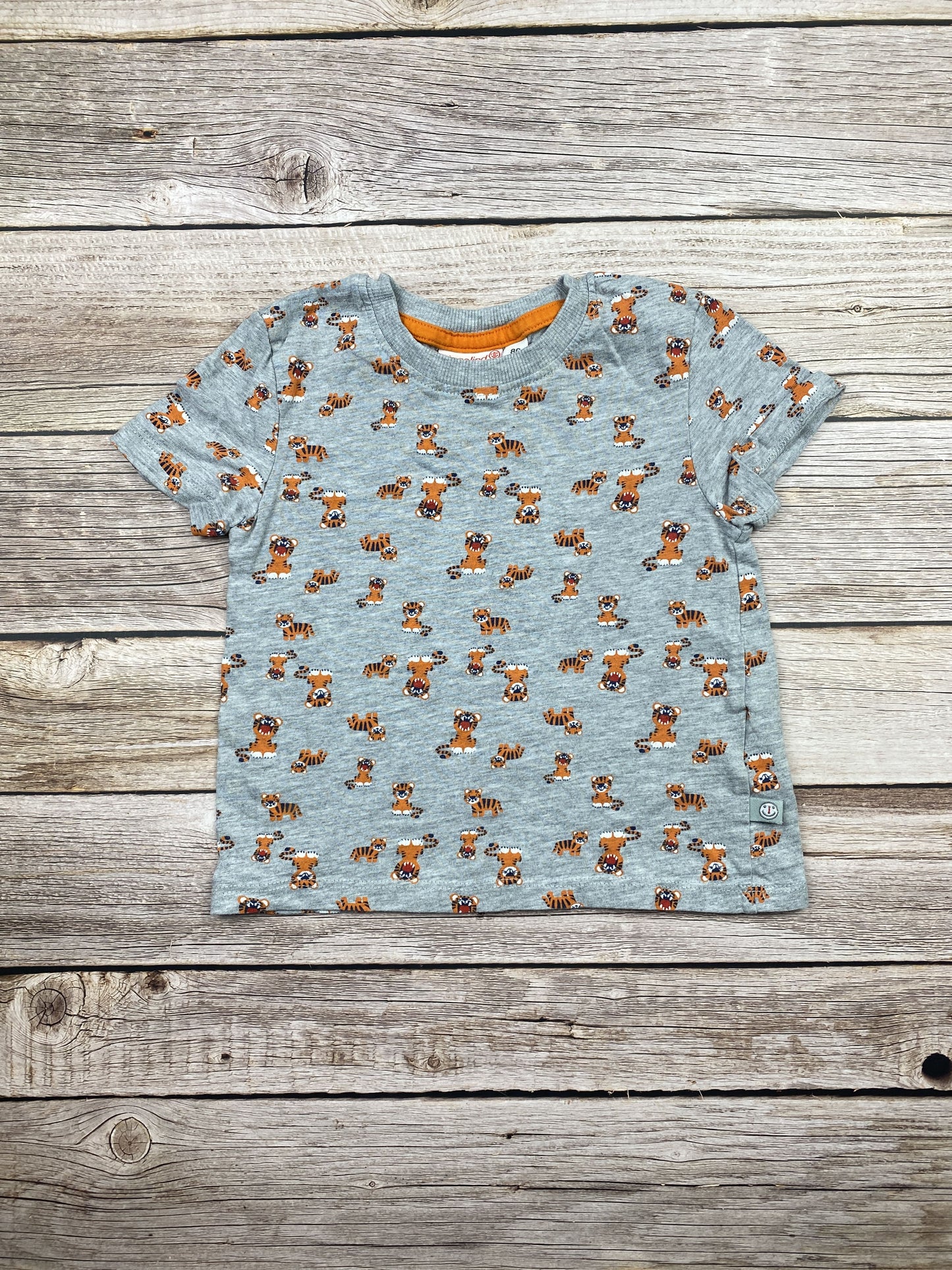 T-shirt manica corta