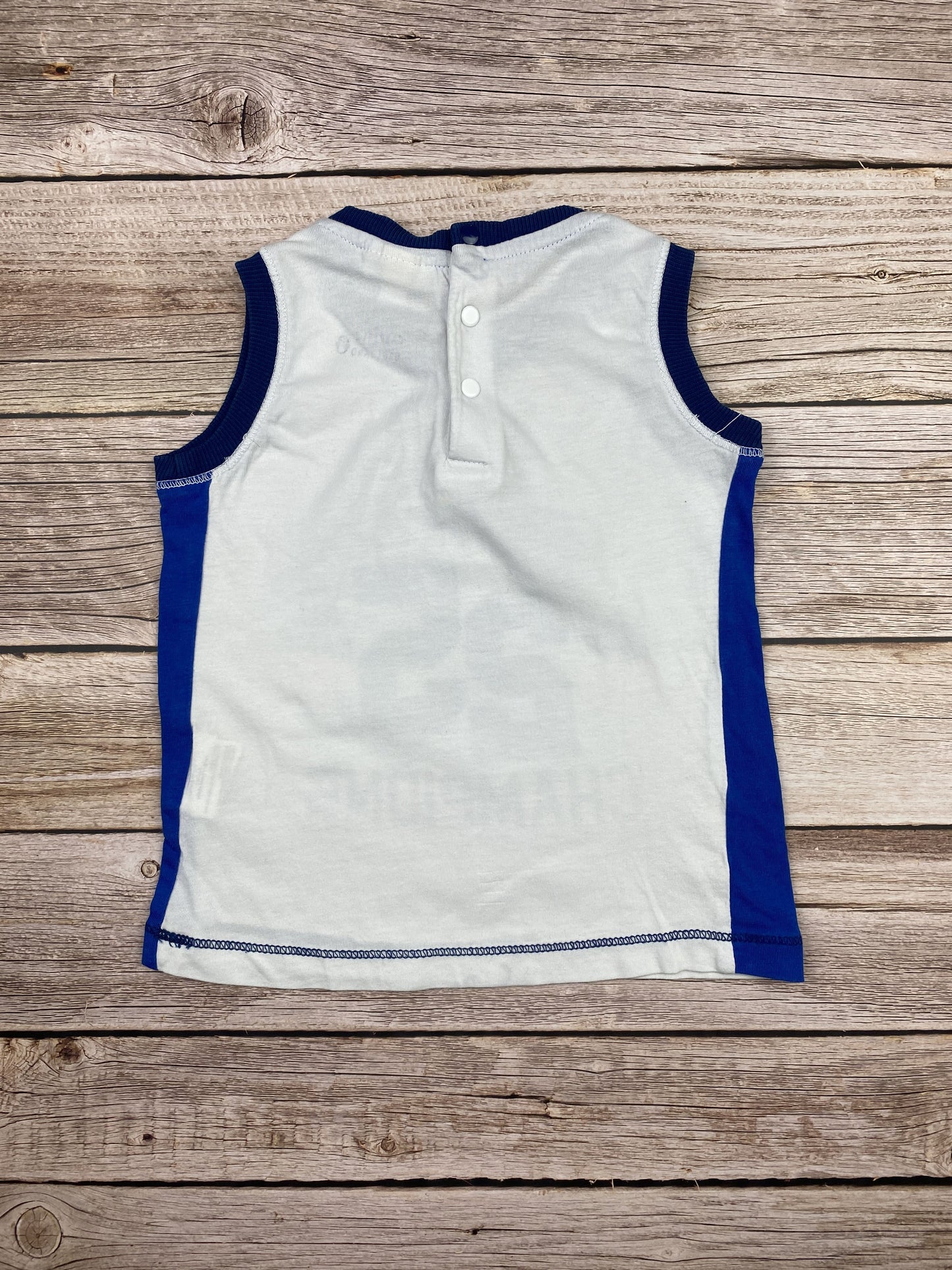 T-shirt senza manica