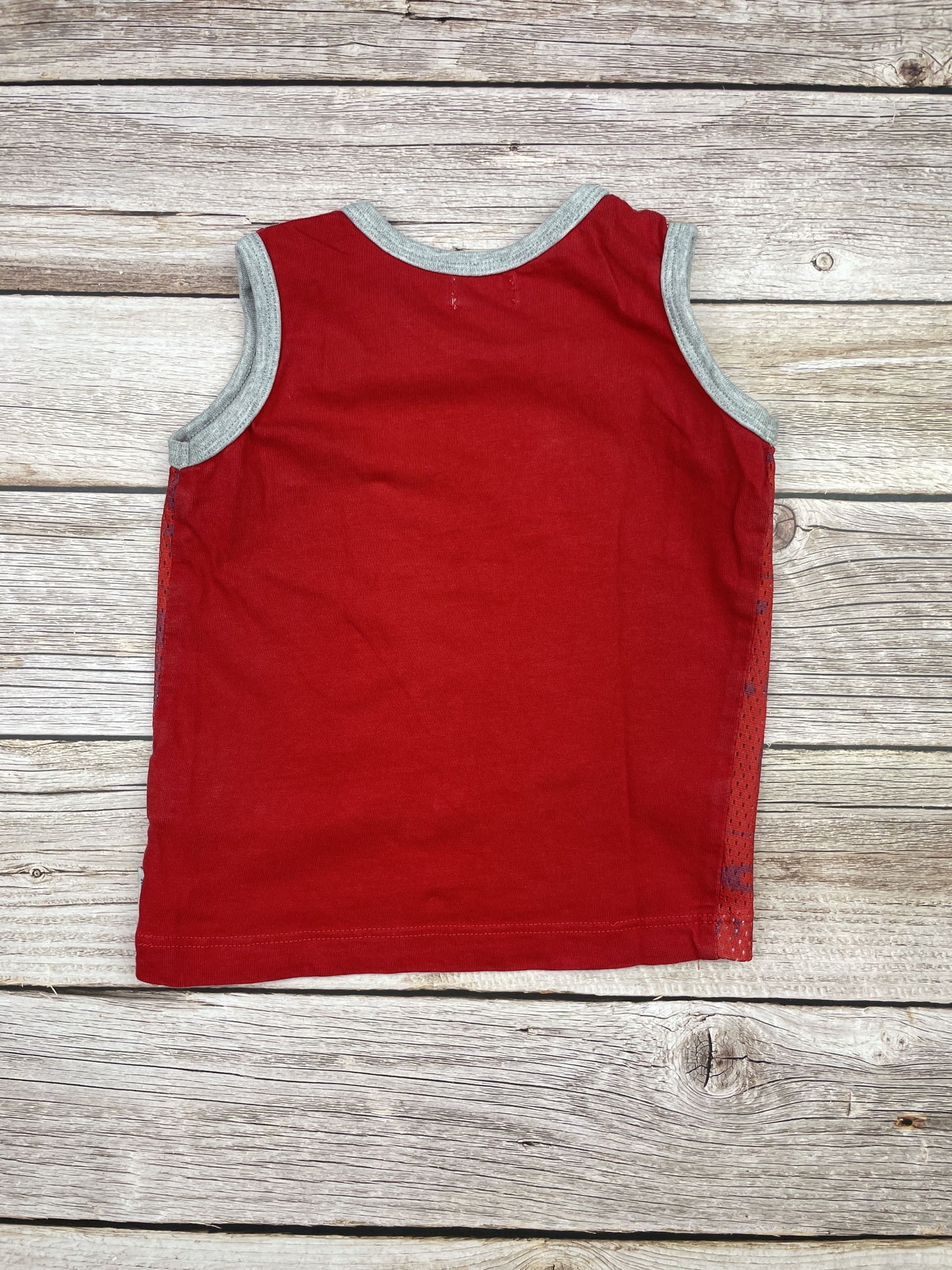 T-shirt senza manica