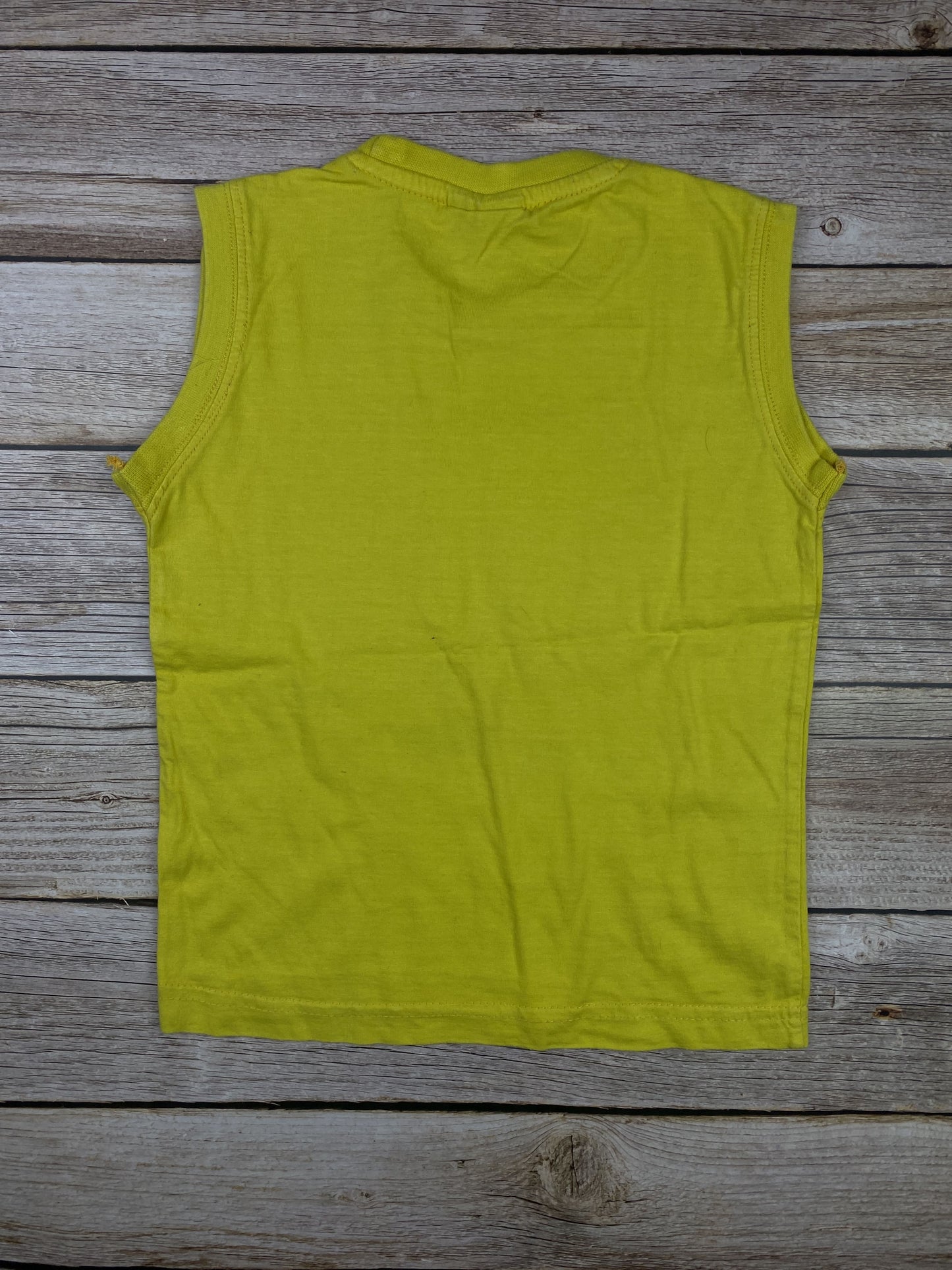 T-shirt senza manica