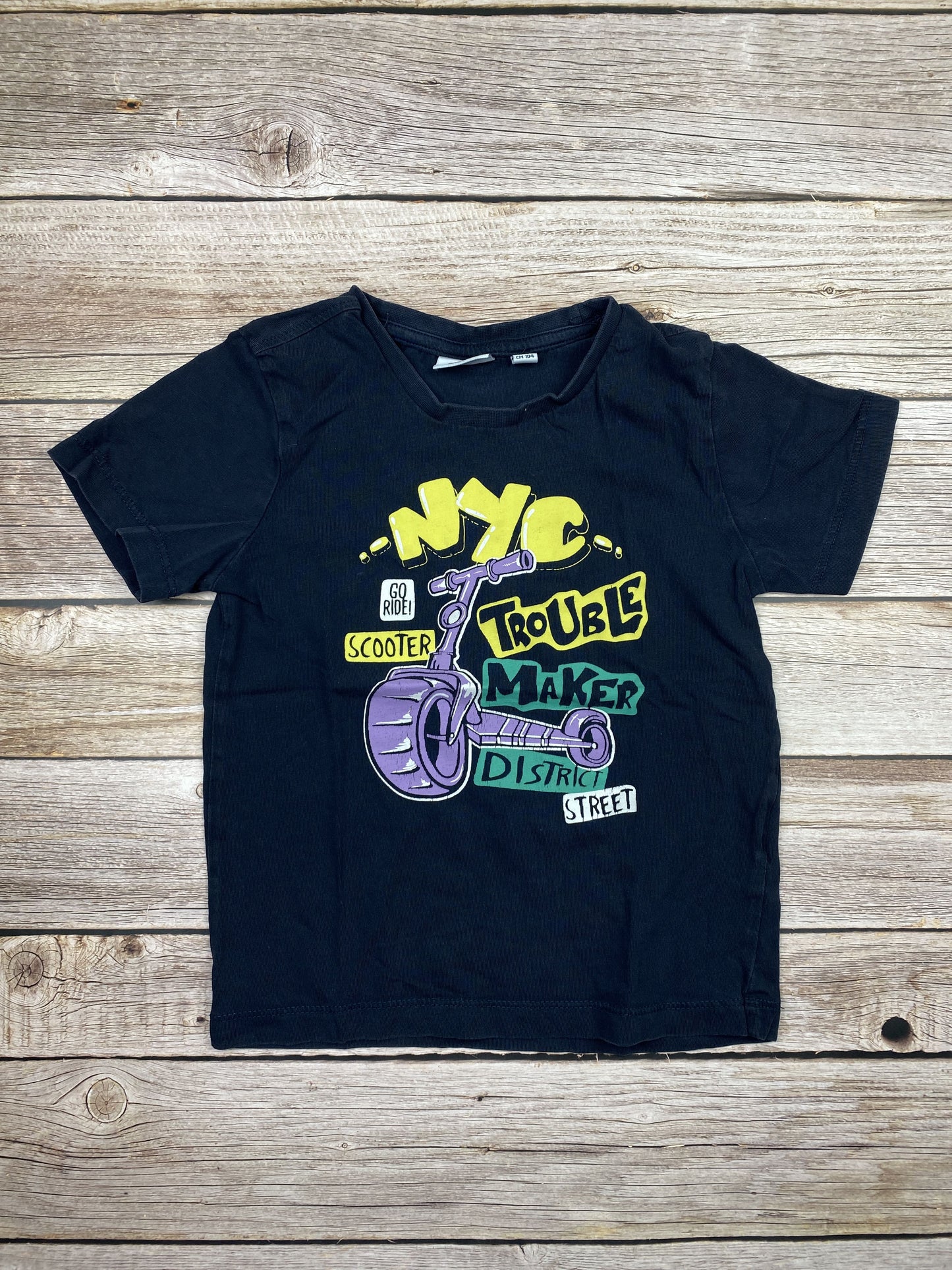 T-shirt manica corta