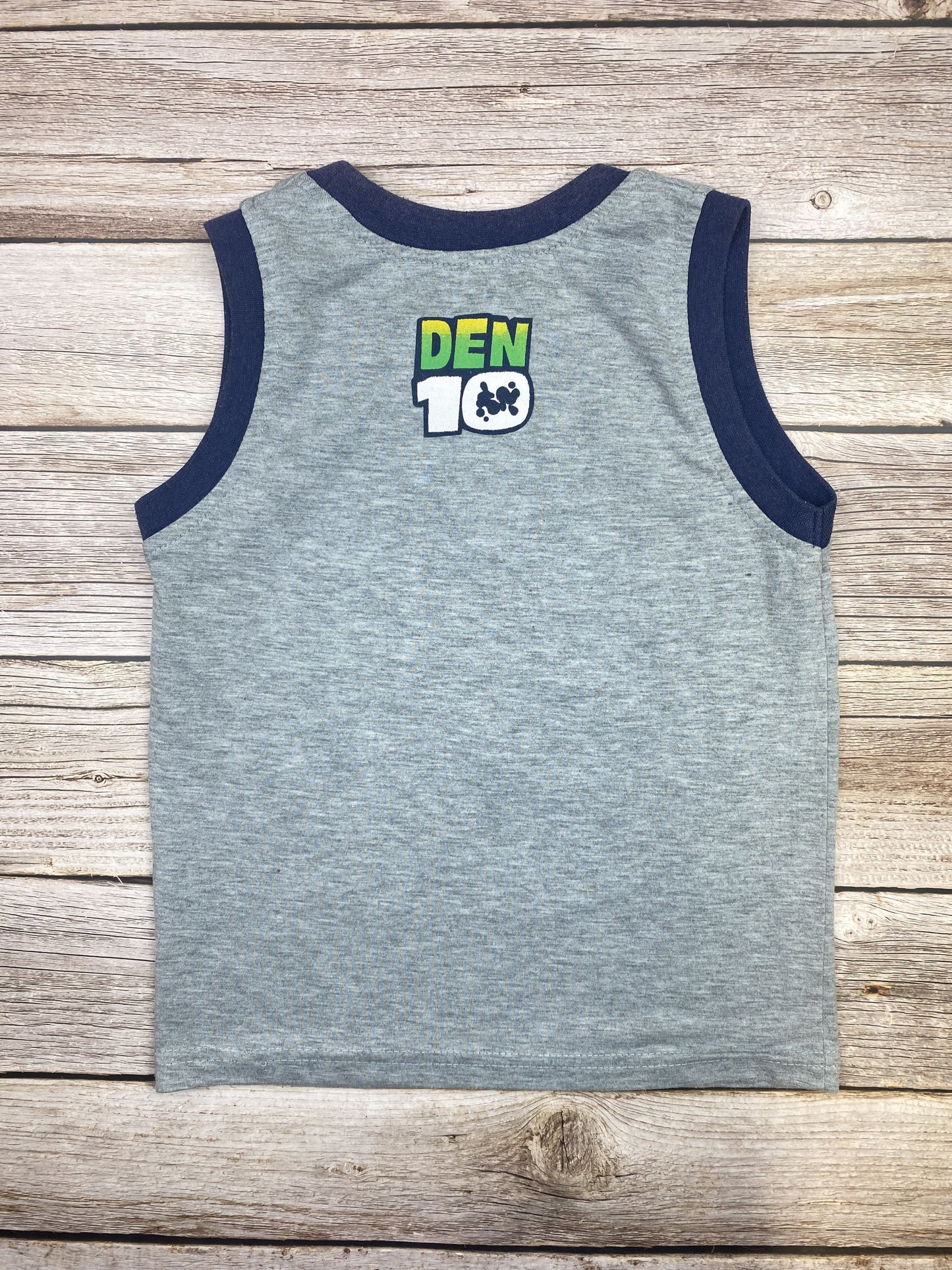 T-shirt senza manica