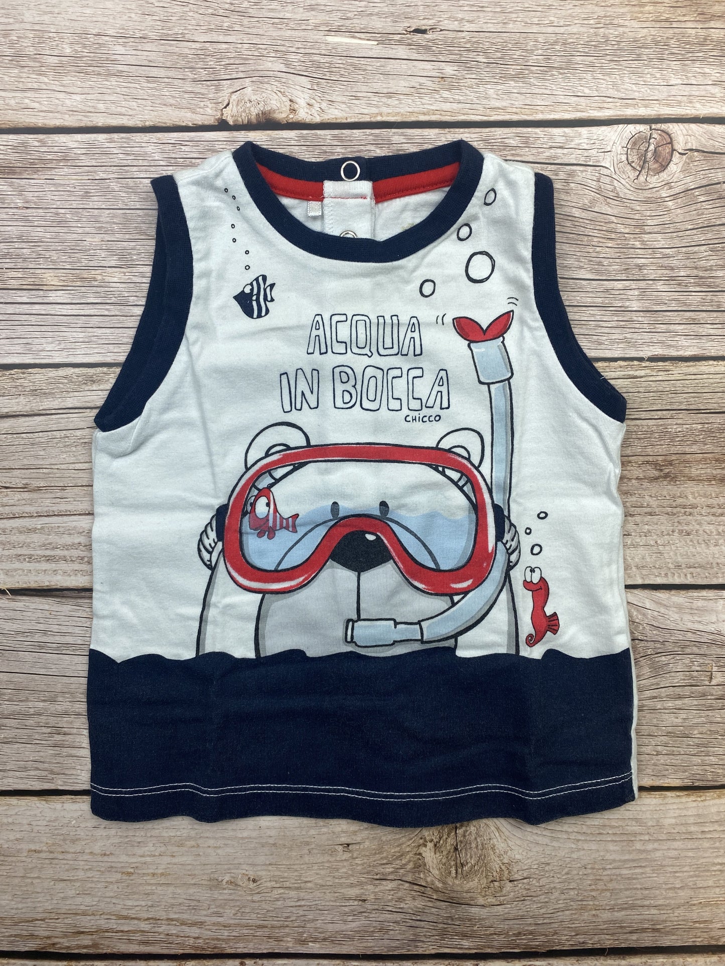 T-shirt senza manica