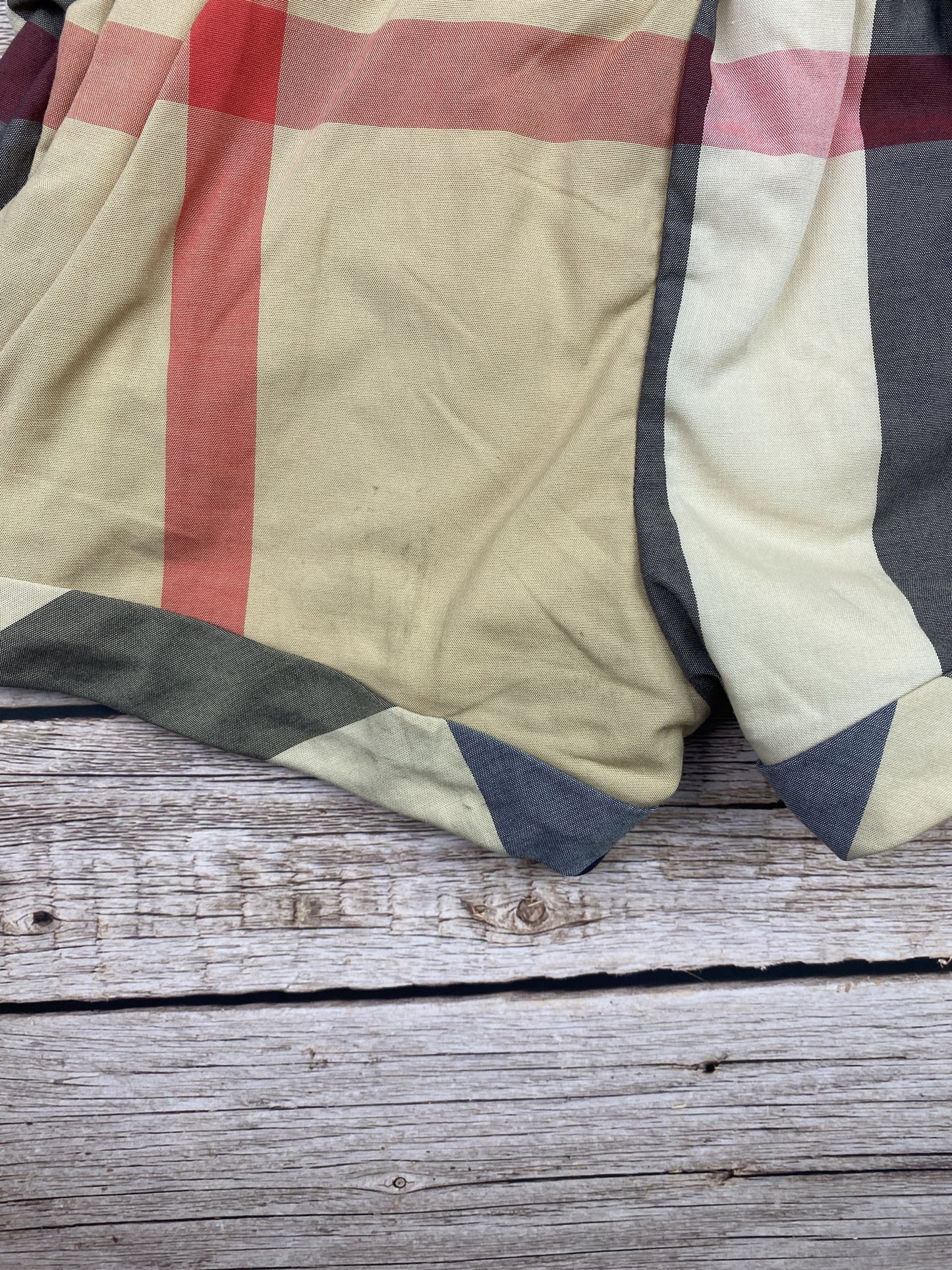 Tuta intera con spalline e pantaloncino