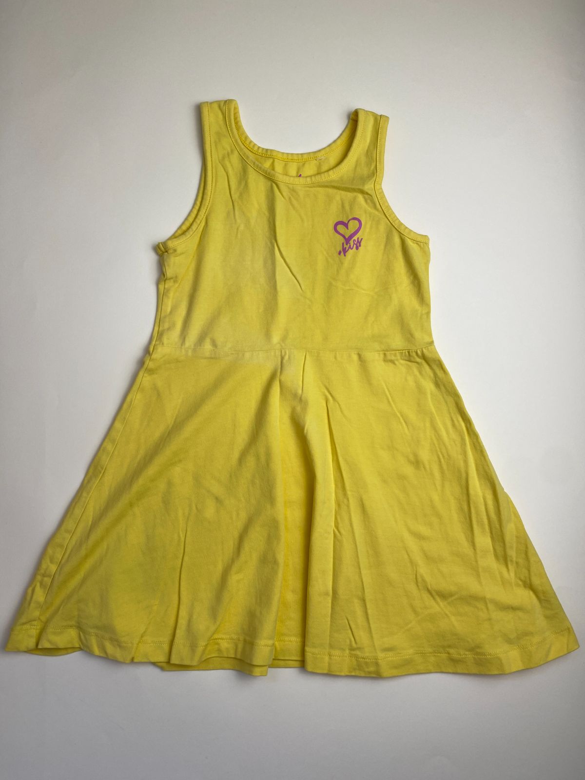 Vestito giallo senza maniche per bambina