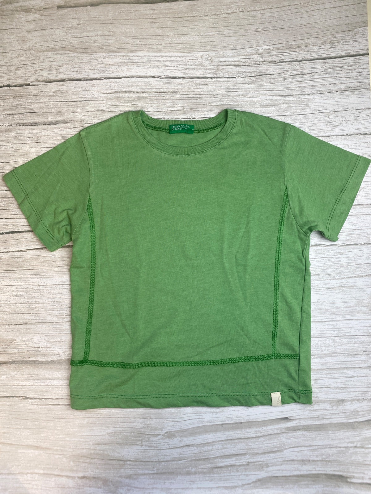 T-shirt verde a maniche corte Benetton