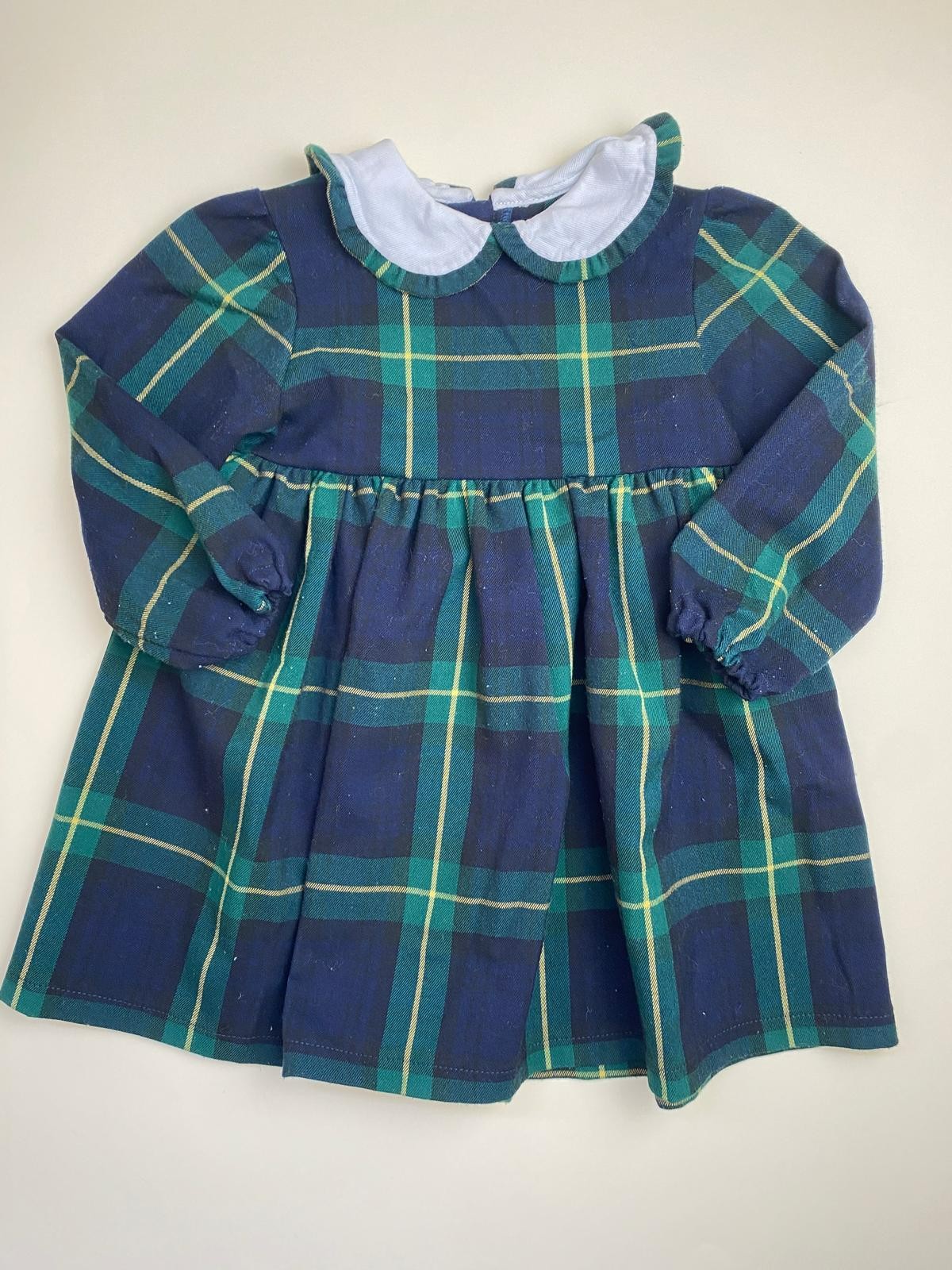 Vestito scozzese per bambina con colletto bianco