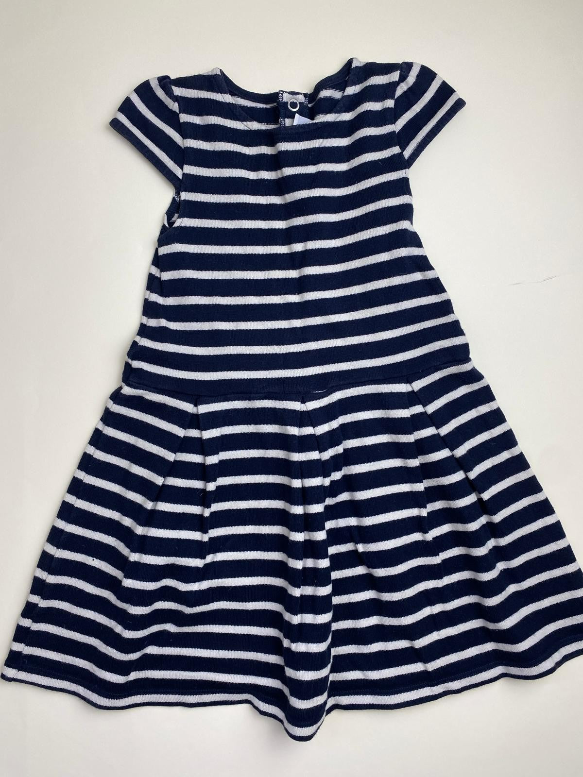 Vestito a righe blu e bianche per bambina