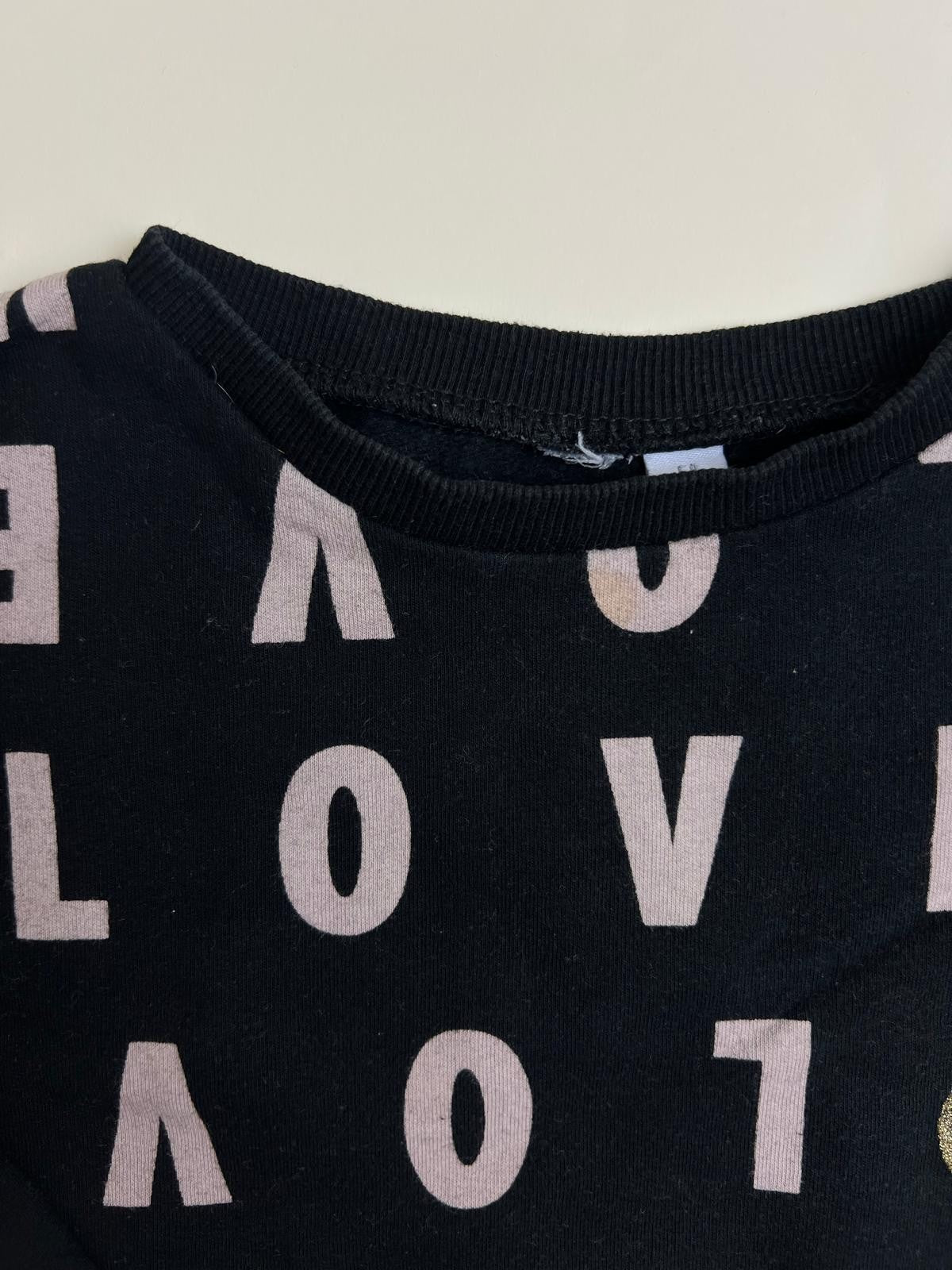 Felpa Nera con Stampa "LOVE" e Glitter