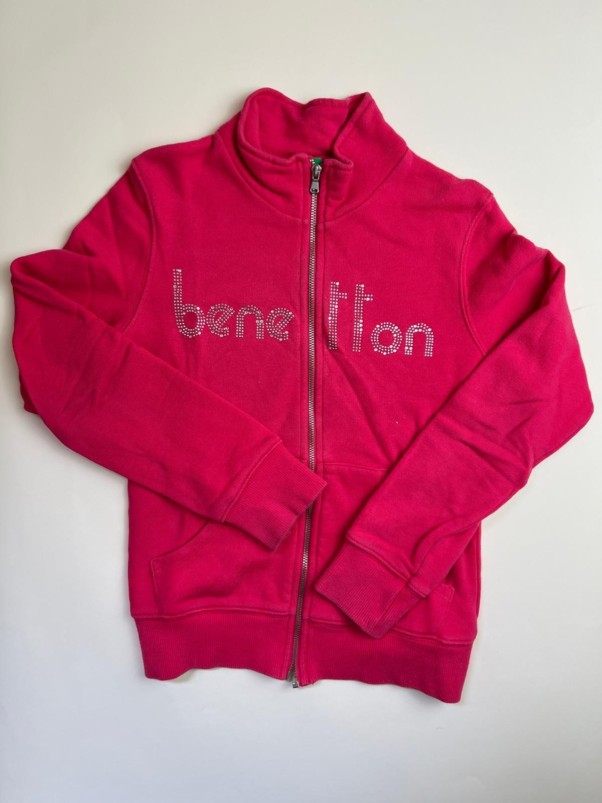 Felpa fucsia con cernicera