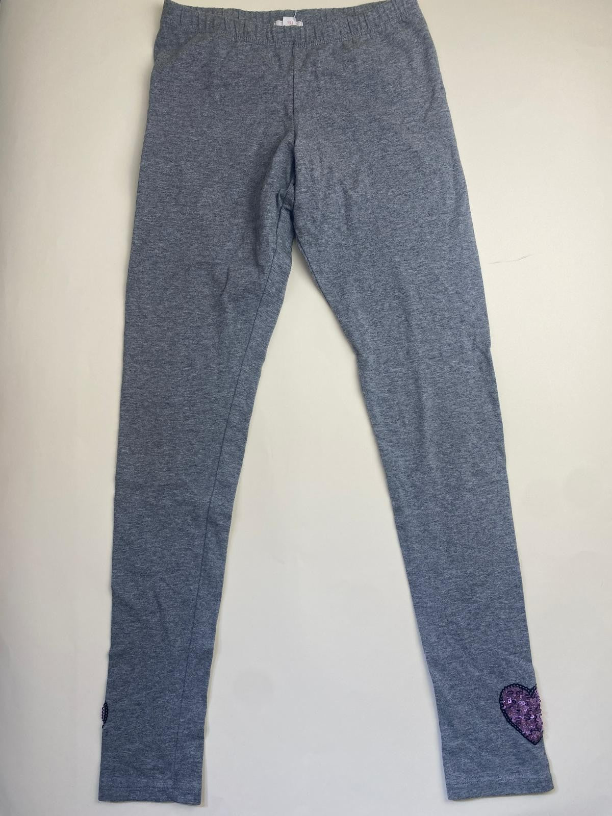 Leggings grigi con cuore di paillettes