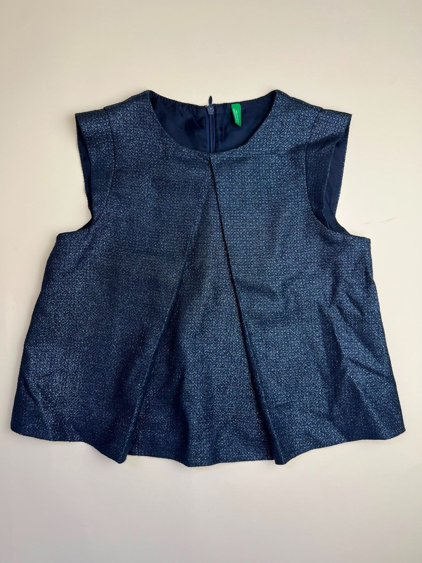 Top smanicato blu glitterato
