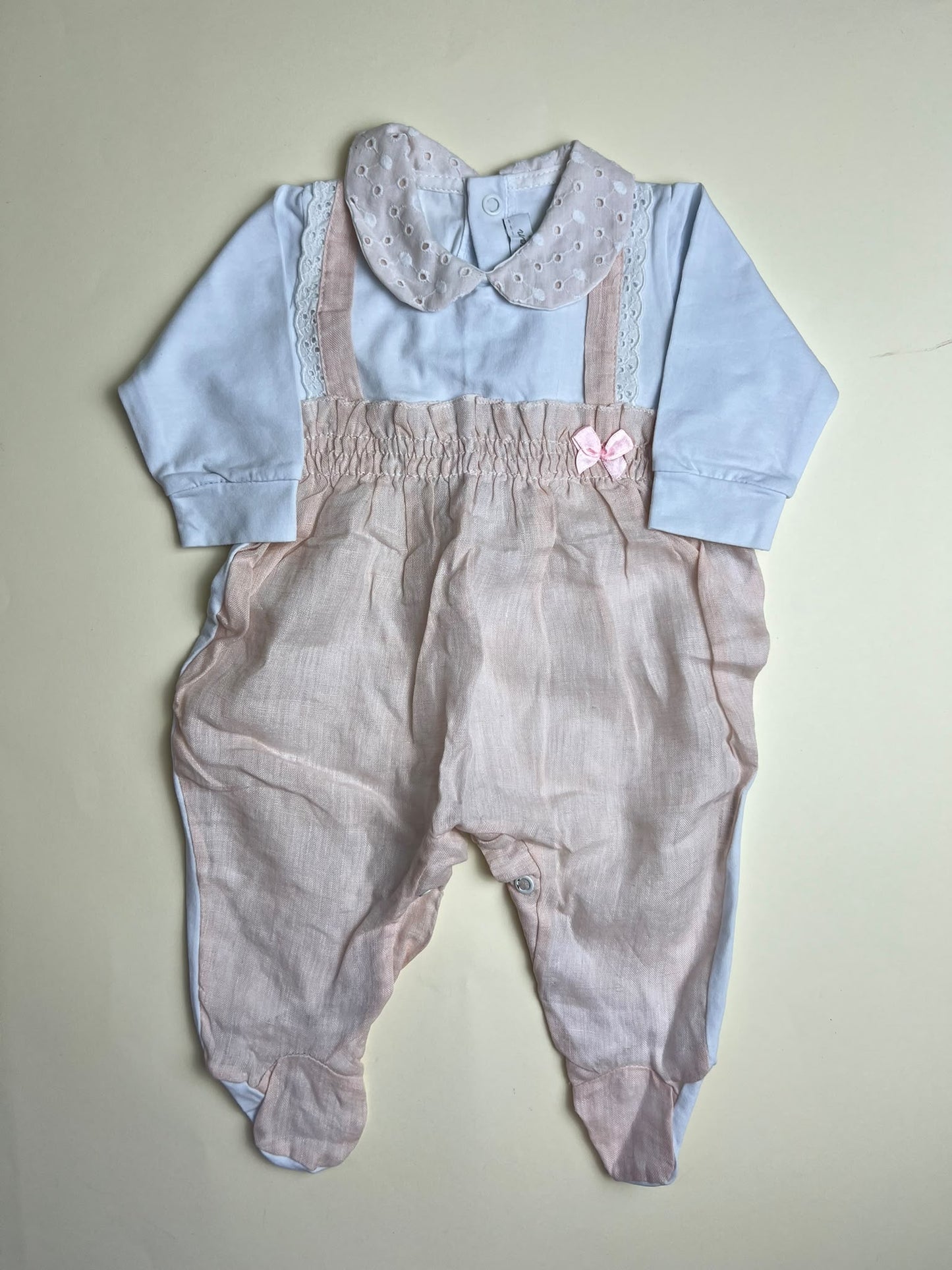 Tutina Neonato con Colletto Sangallo e Bretelle
