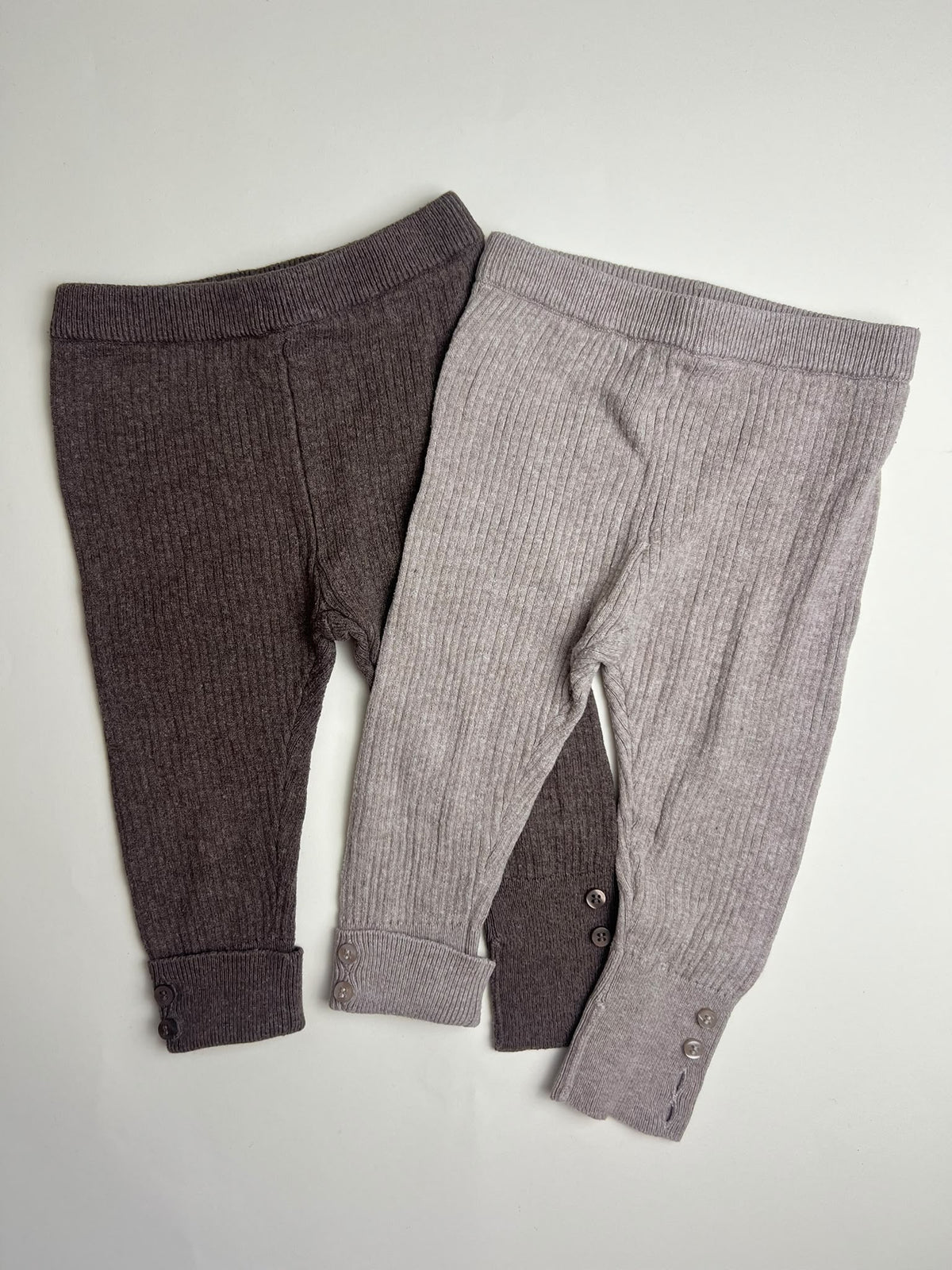 Leggings a costine per neonati/bambini con bottoni