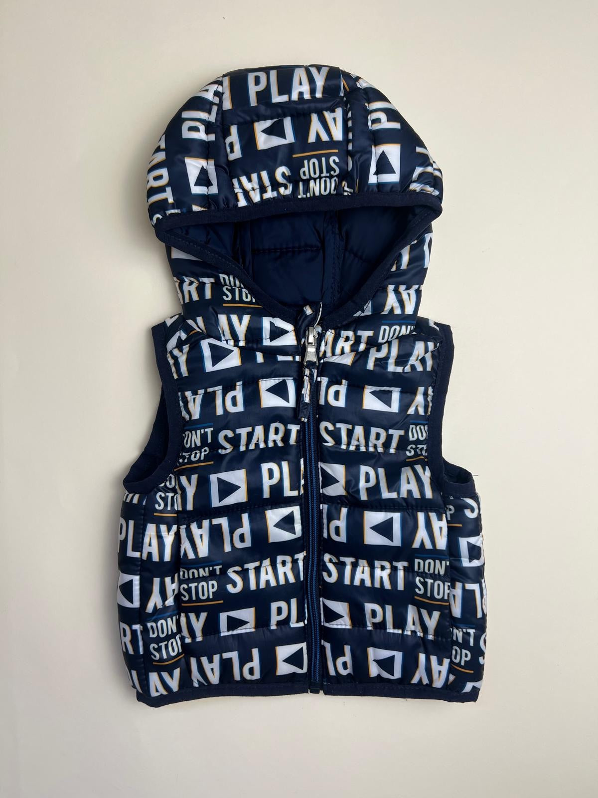 Gilet imbottito per bambini con cappuccio e stampa grafica
