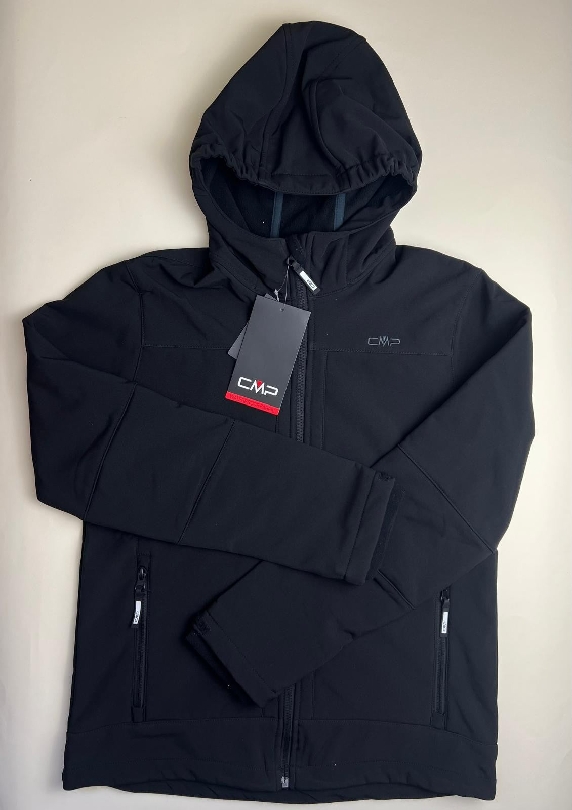 Giacca Softshell Nera CMP con Cappuccio