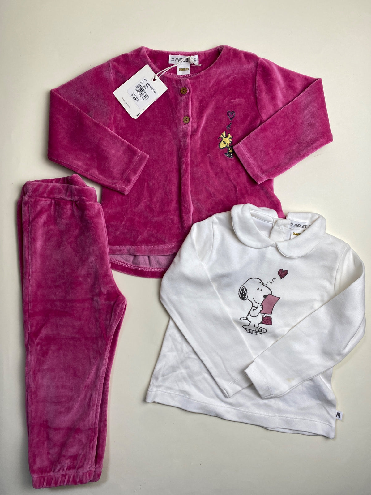 Set 3 Pezzi: Cardigan, Pantaloni in Velluto e T-shirt Snoopy - piccola macchie su t-shirt