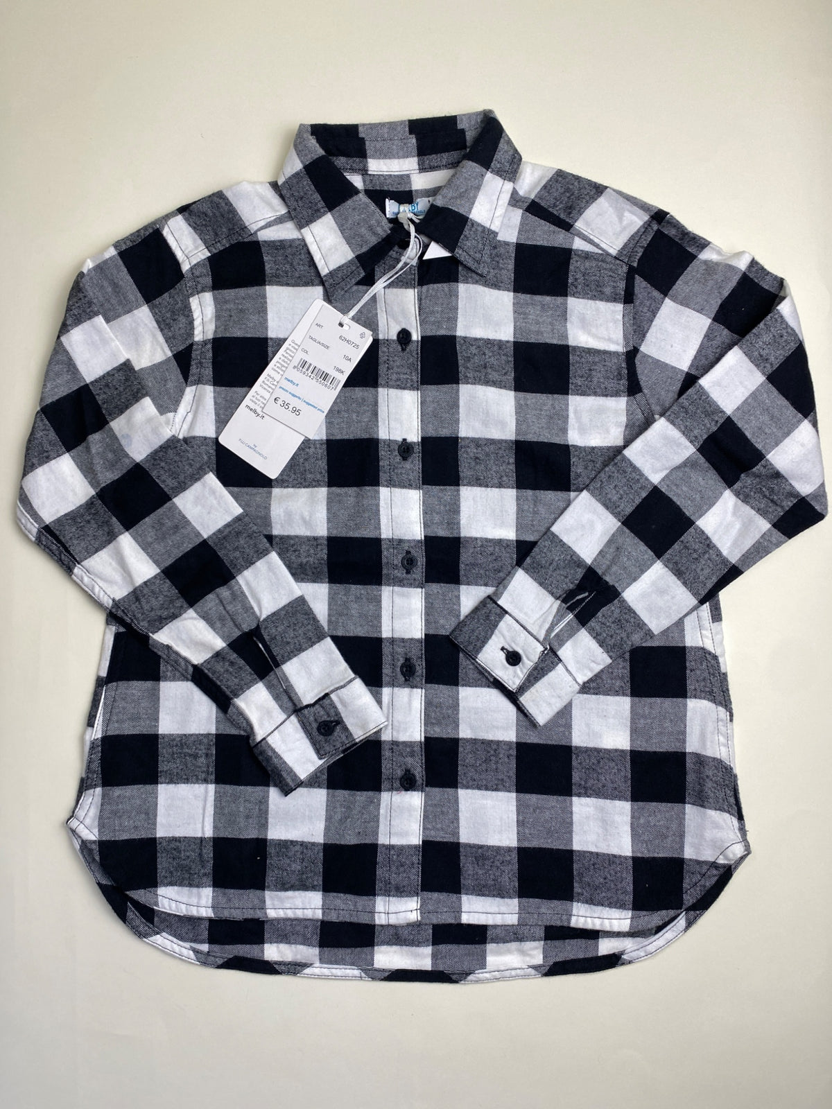 Camicia a quadri bianca e nera in flanella
