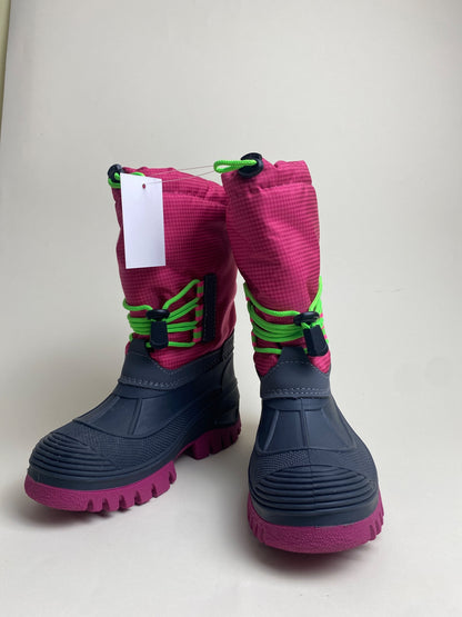 Stivali invernali fucsia e blu con lacci verdi