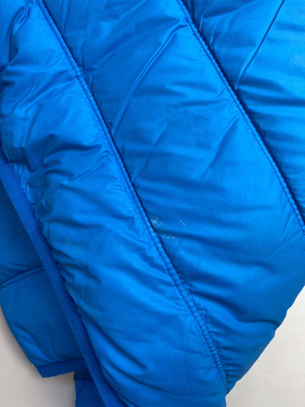 Giacca Piumino leggero  CMP con Cappuccio Blu - difetto di produzione (macchie più chiare)