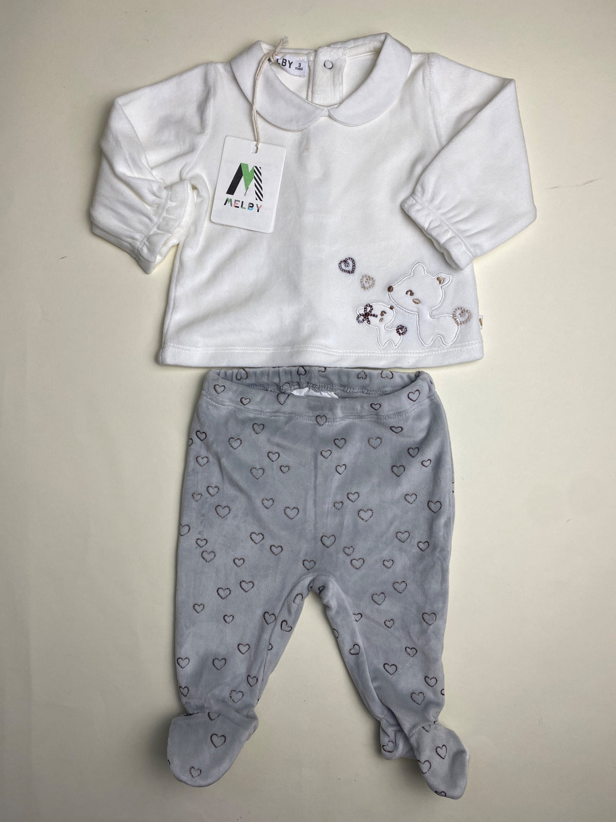 Completo Neonato Melby Maglia e Pantaloni con Piedini - piccolissima macchia