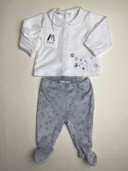 Completo Neonato Melby Maglia e Pantaloni con Piedini - piccolissima macchia