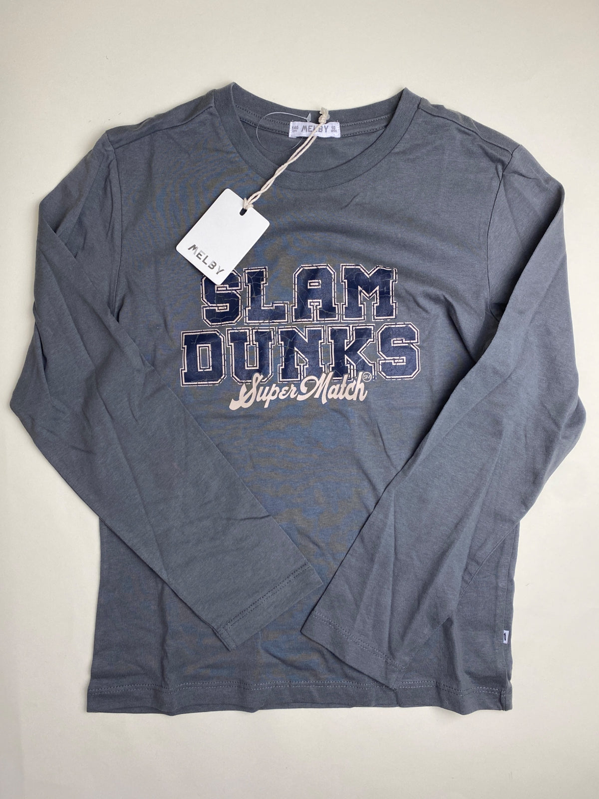 T-shirt a maniche lunghe Melby con stampa Slam Dunks - piccolo difetto di produzione 