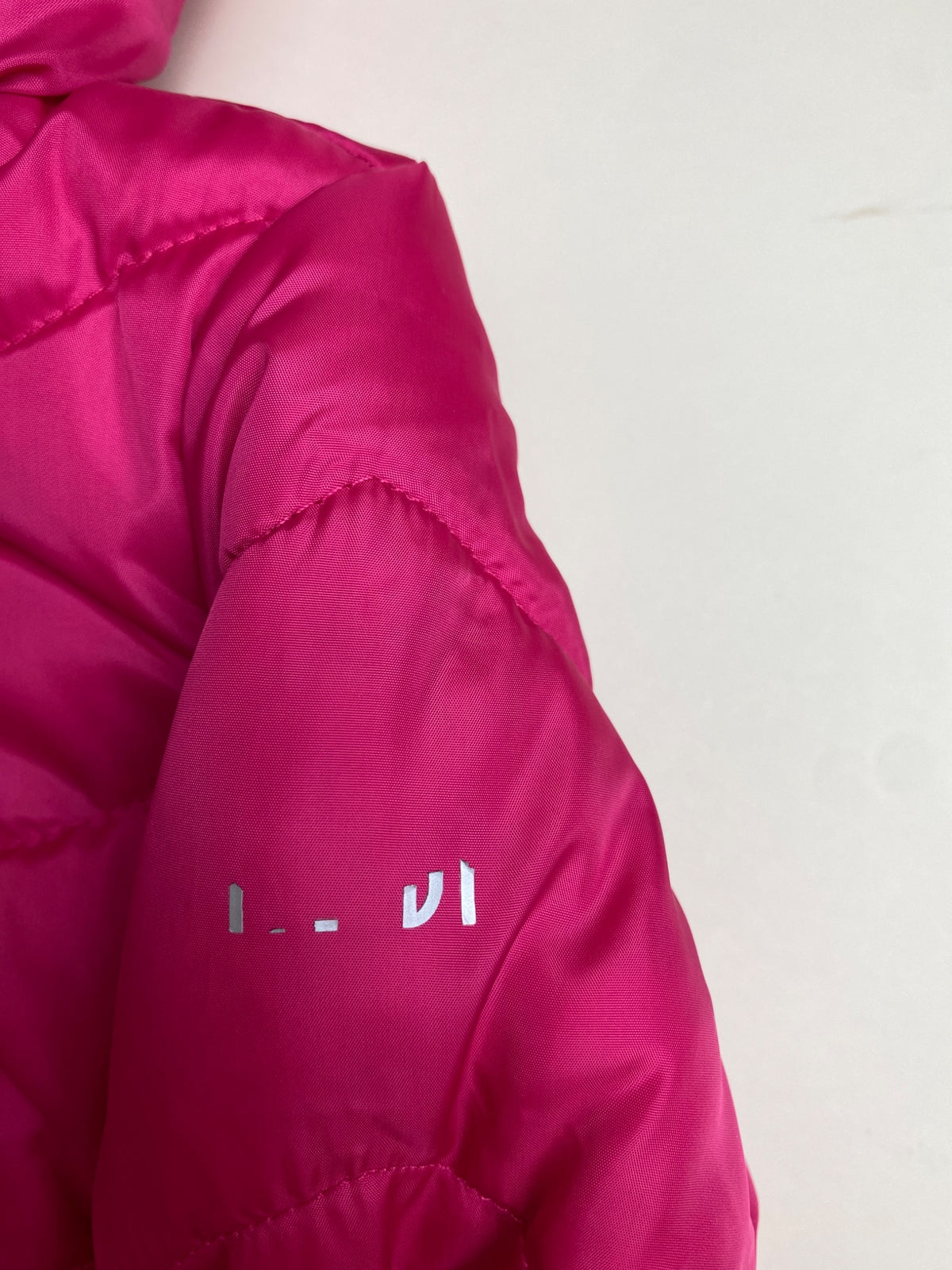 Piumino Bambina con- logo su spalla Rovinato